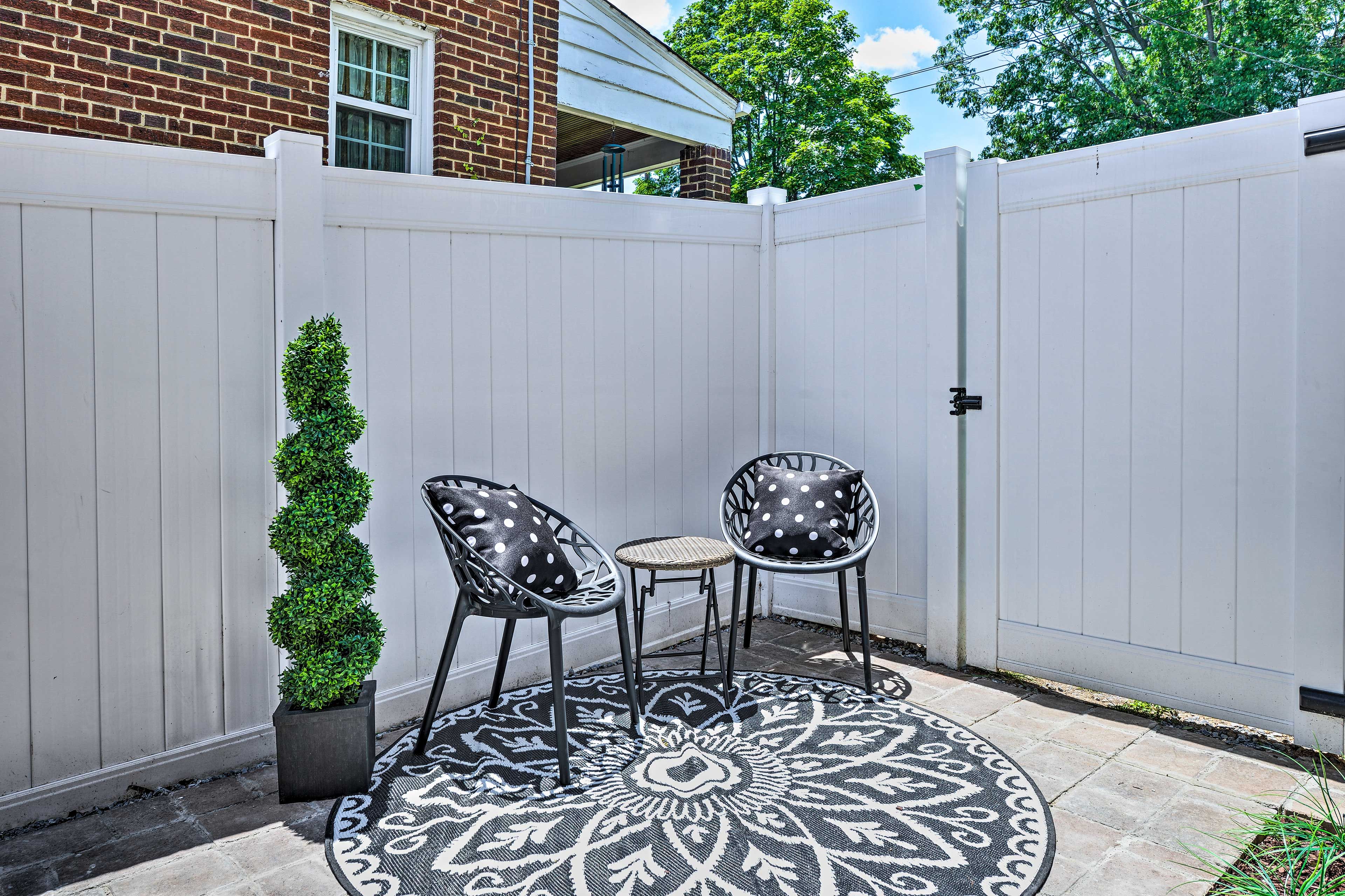 Yard | Gas Grill