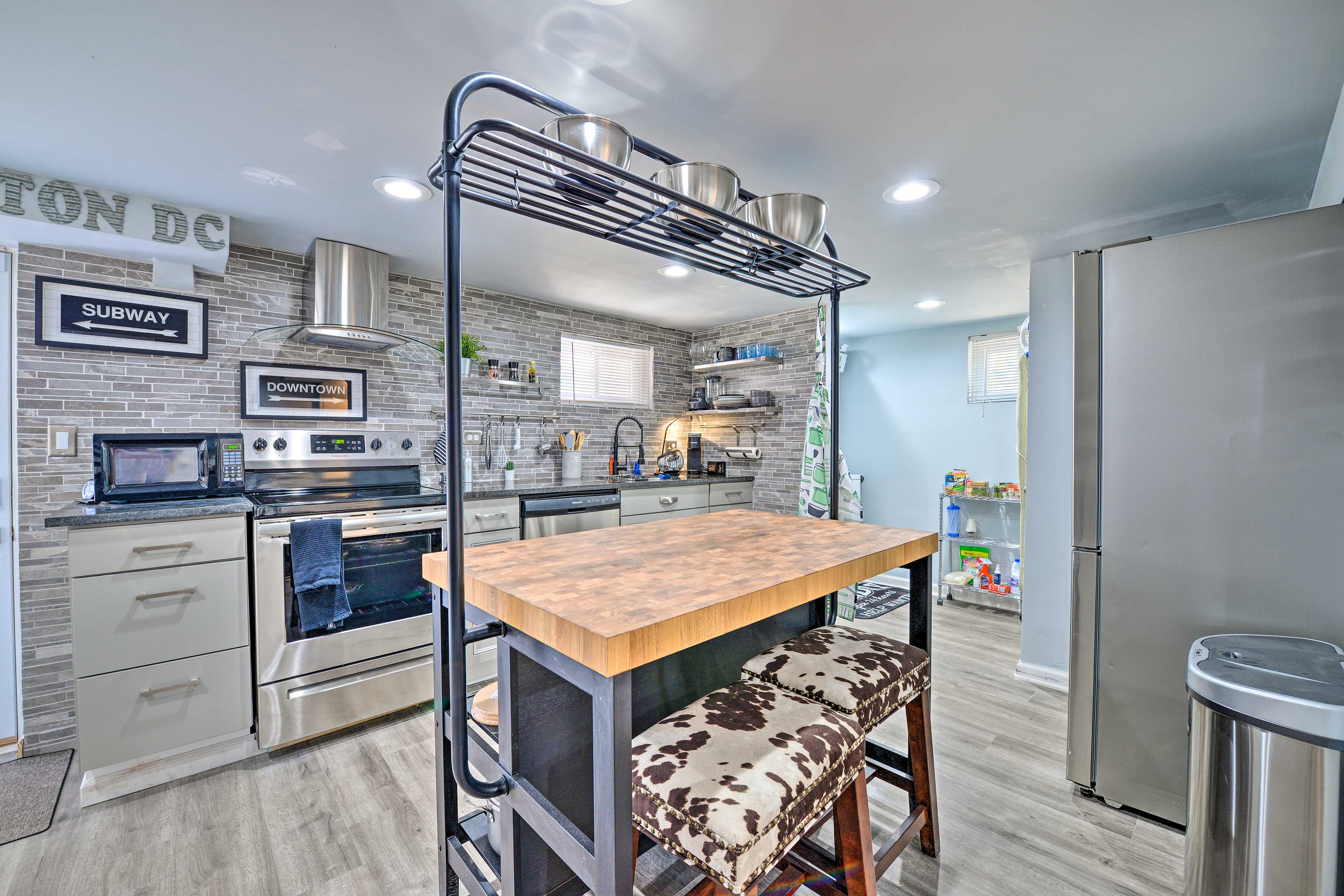 Washington DC Vacation Rental | Studio | 1BA | Stairs Required | 900 Sq Ft