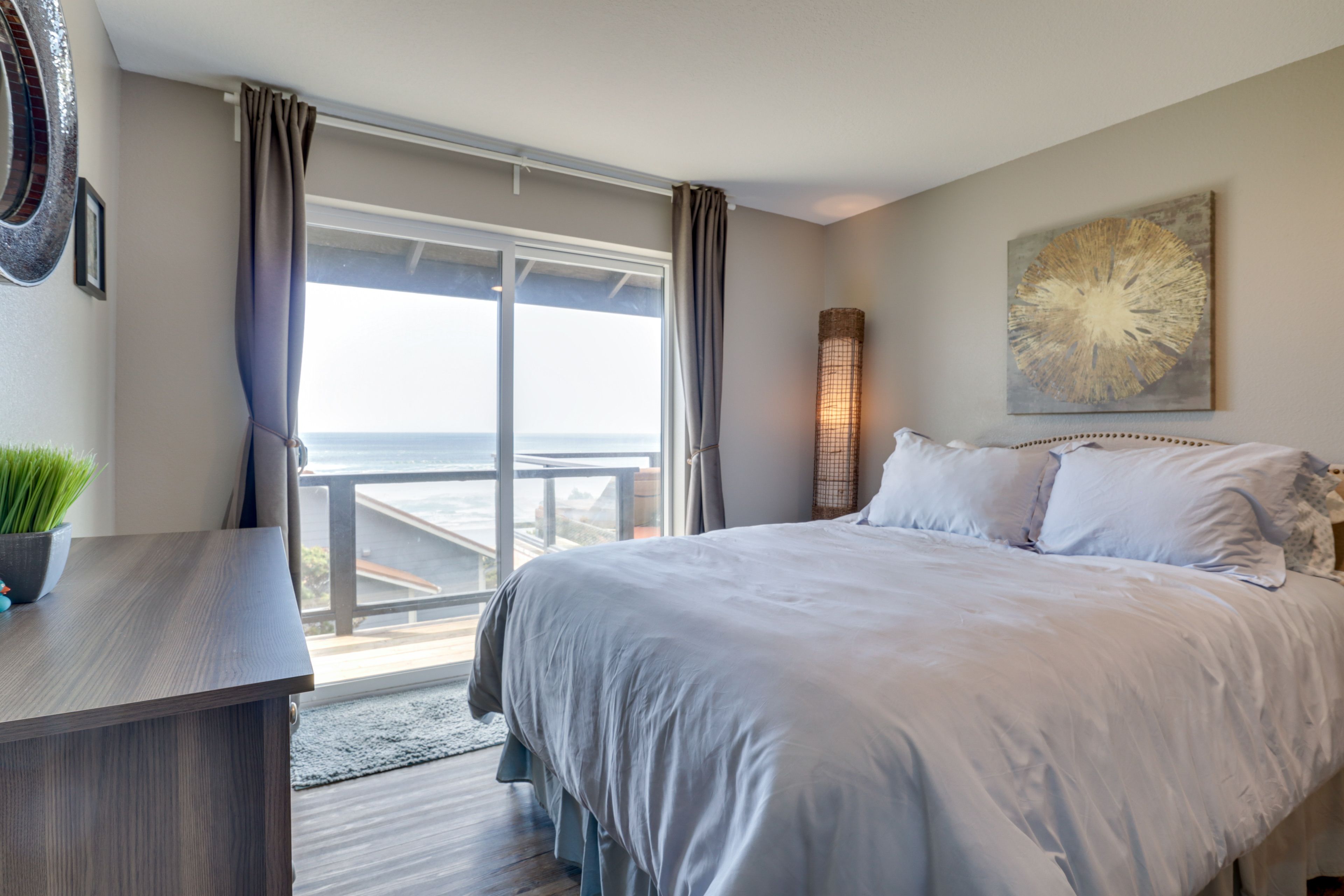 Bedroom 2 | Queen Bed | 2nd Floor