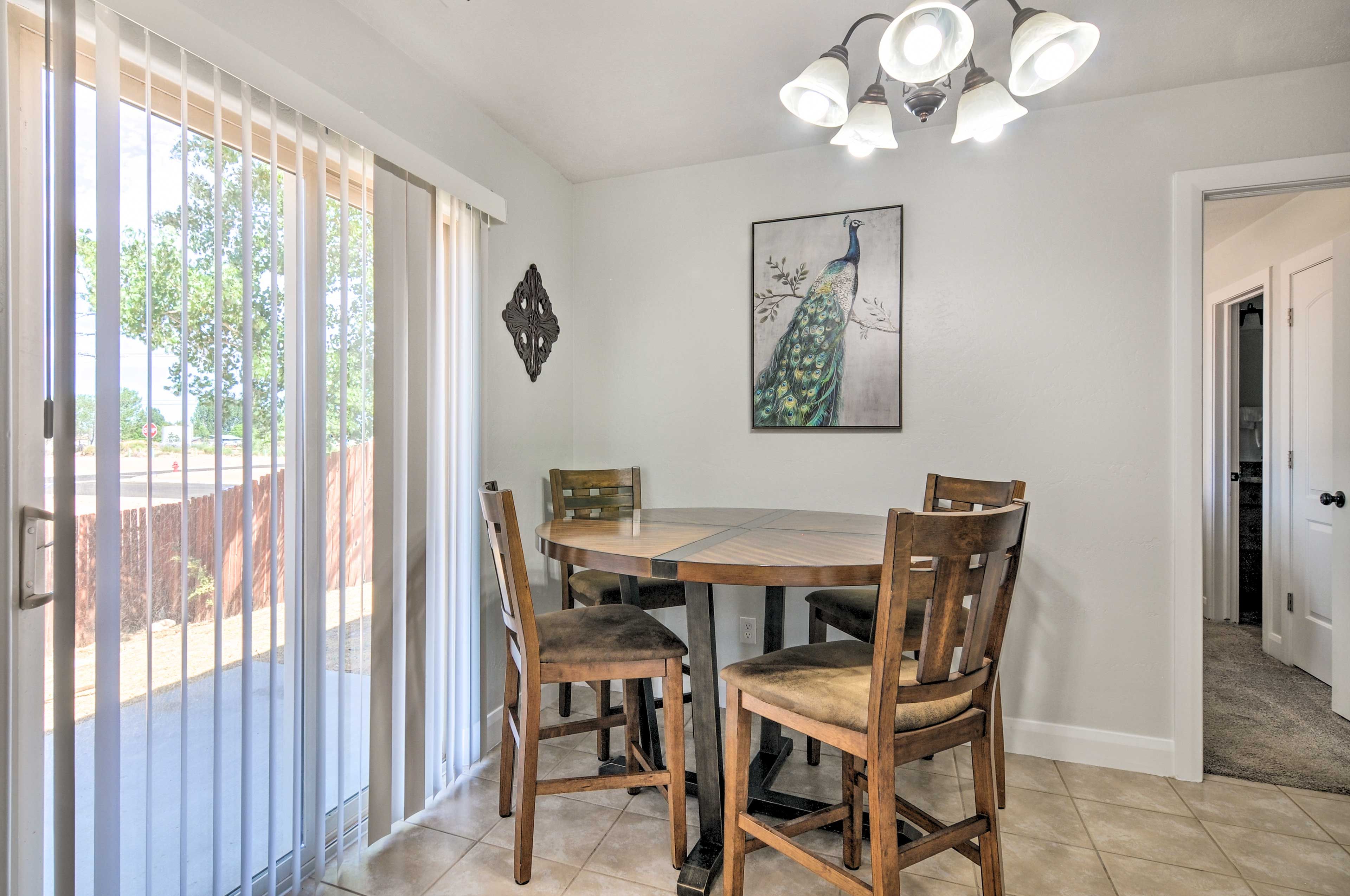 Dining Area | Dishware & Flatware