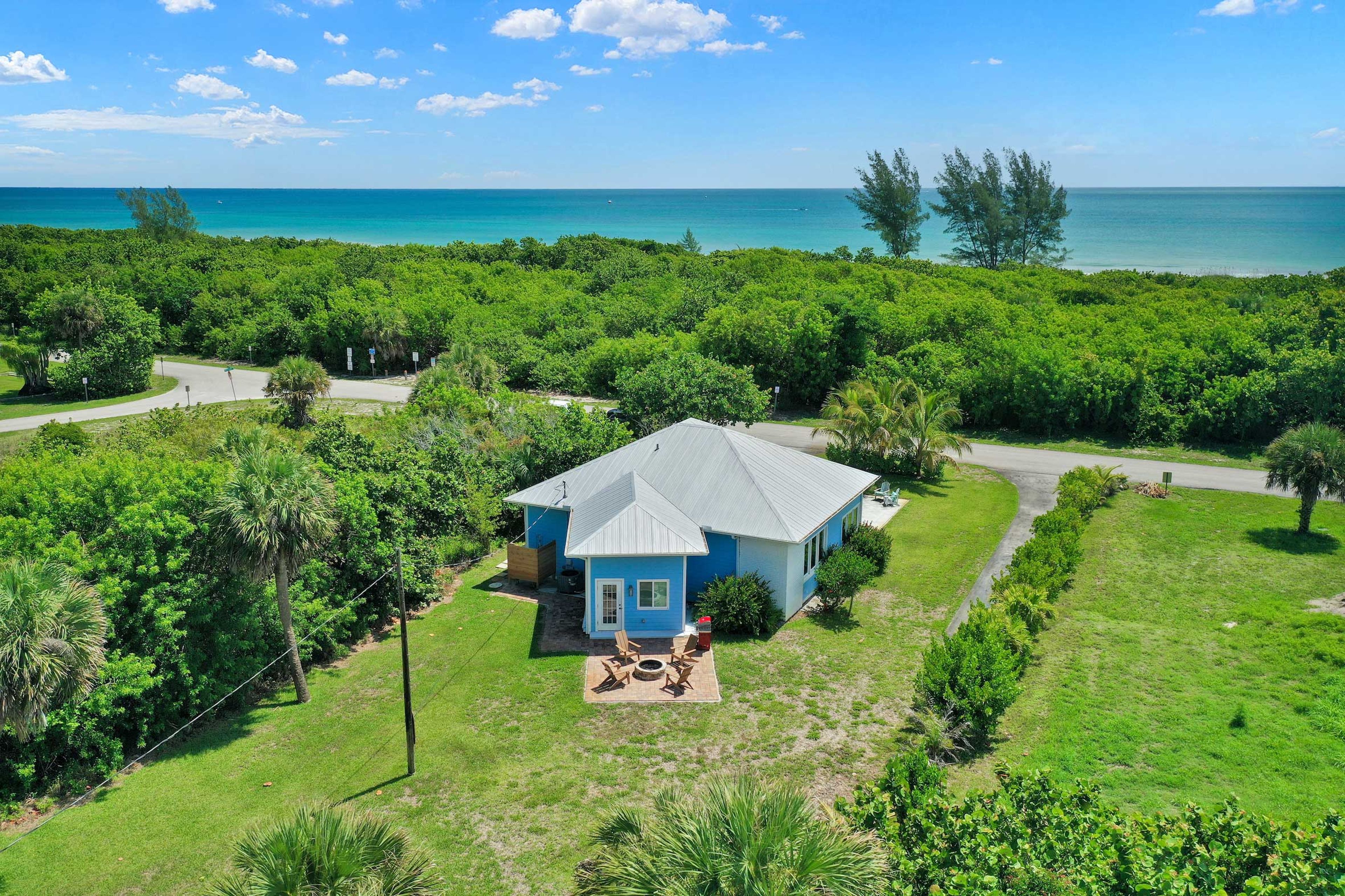 Hutchinson Island Vacation Rental | 2BR | 1BA | 1,350 Sq Ft | 1 Step Required