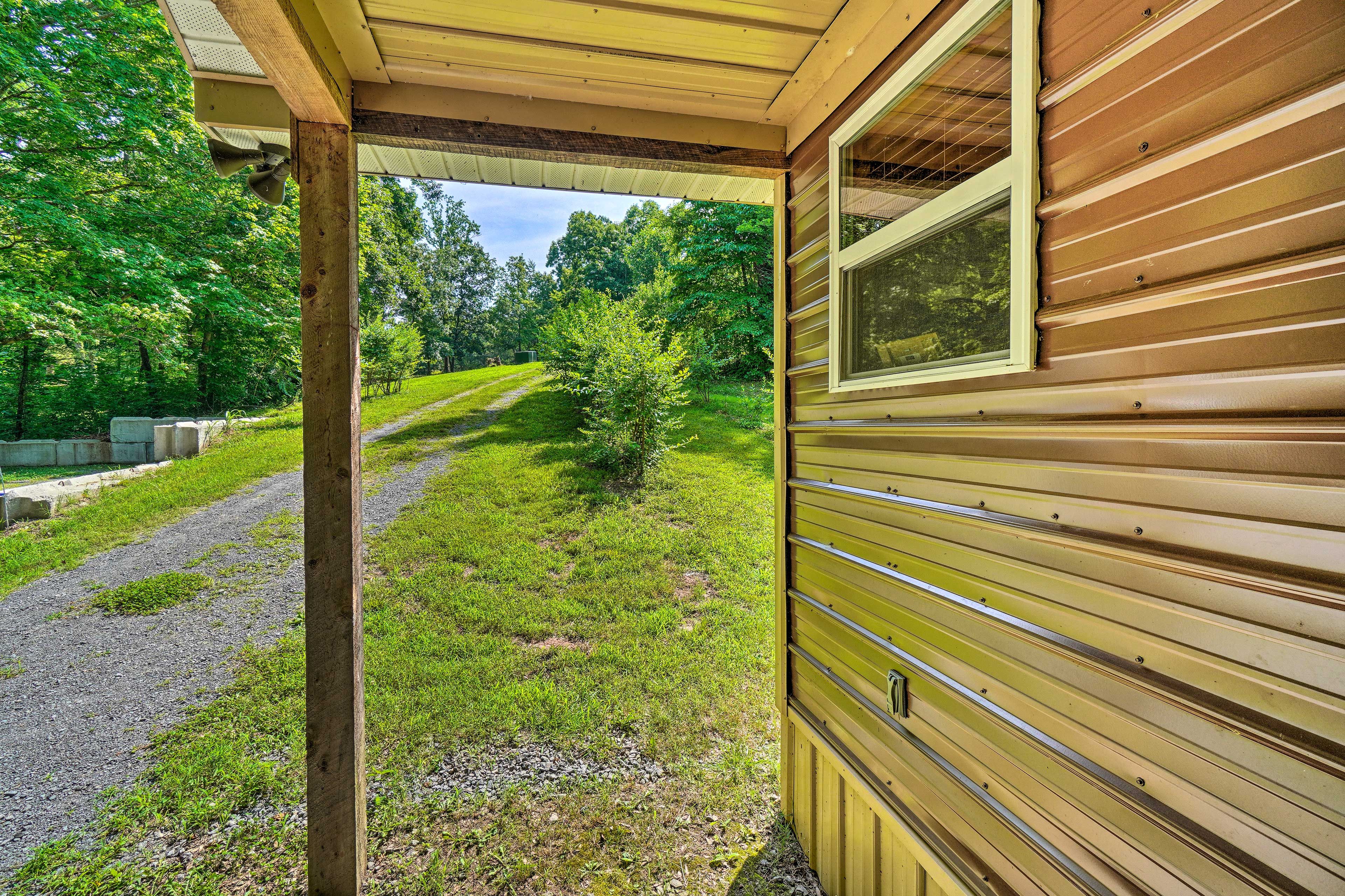 Parking | Gravel Driveway (2 Vehicles) | Trailer/Boat Parking (Space for 2)