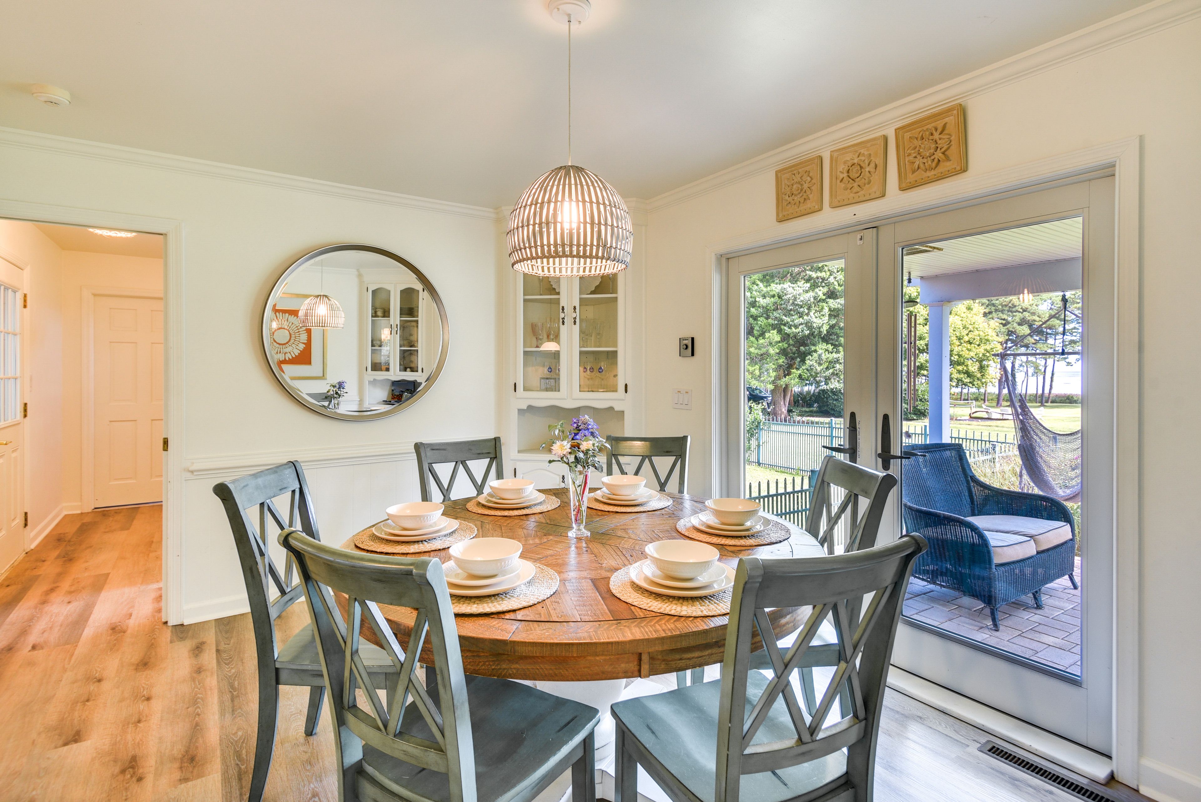 Breakfast Nook