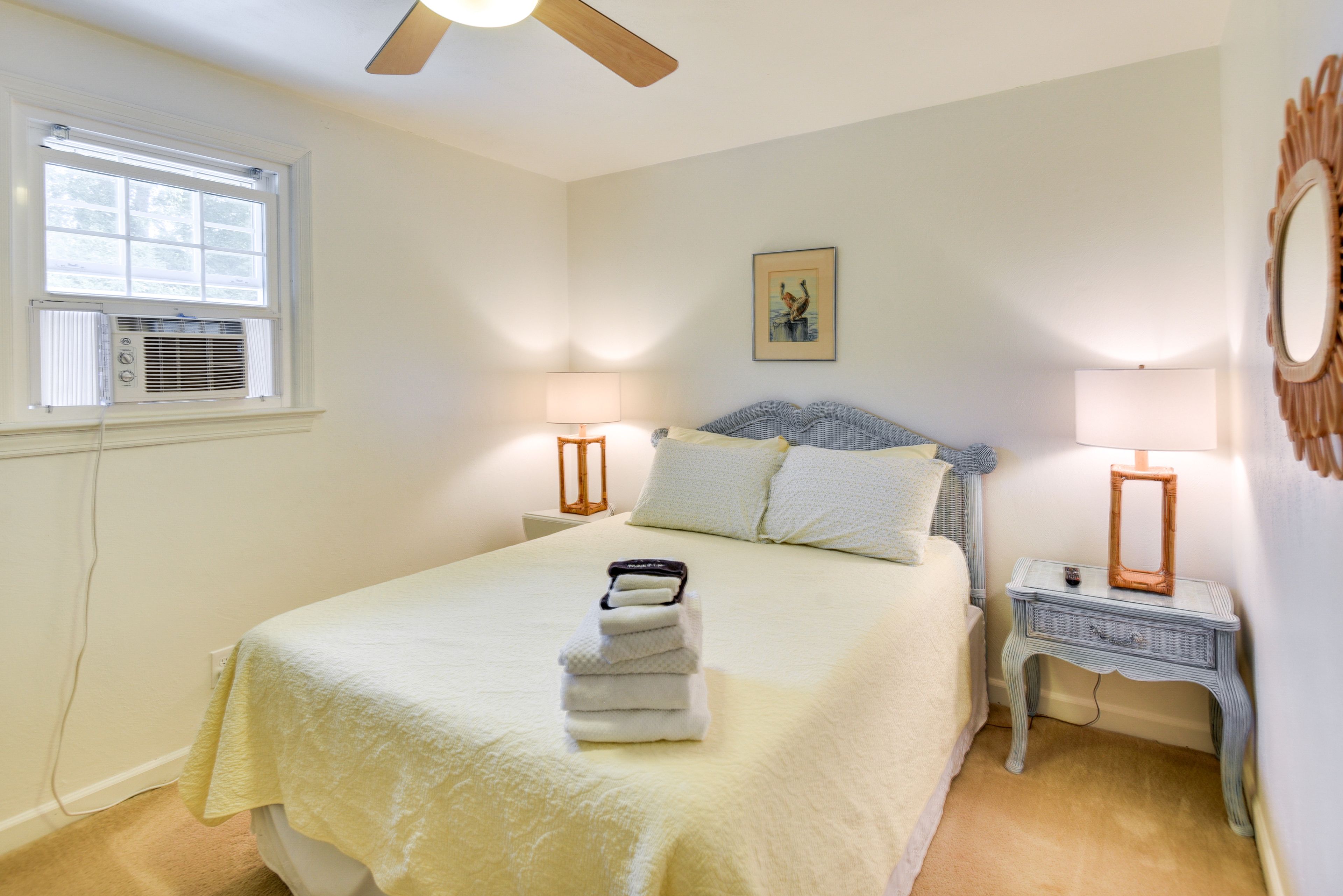 Bedroom 4 | Queen Bed