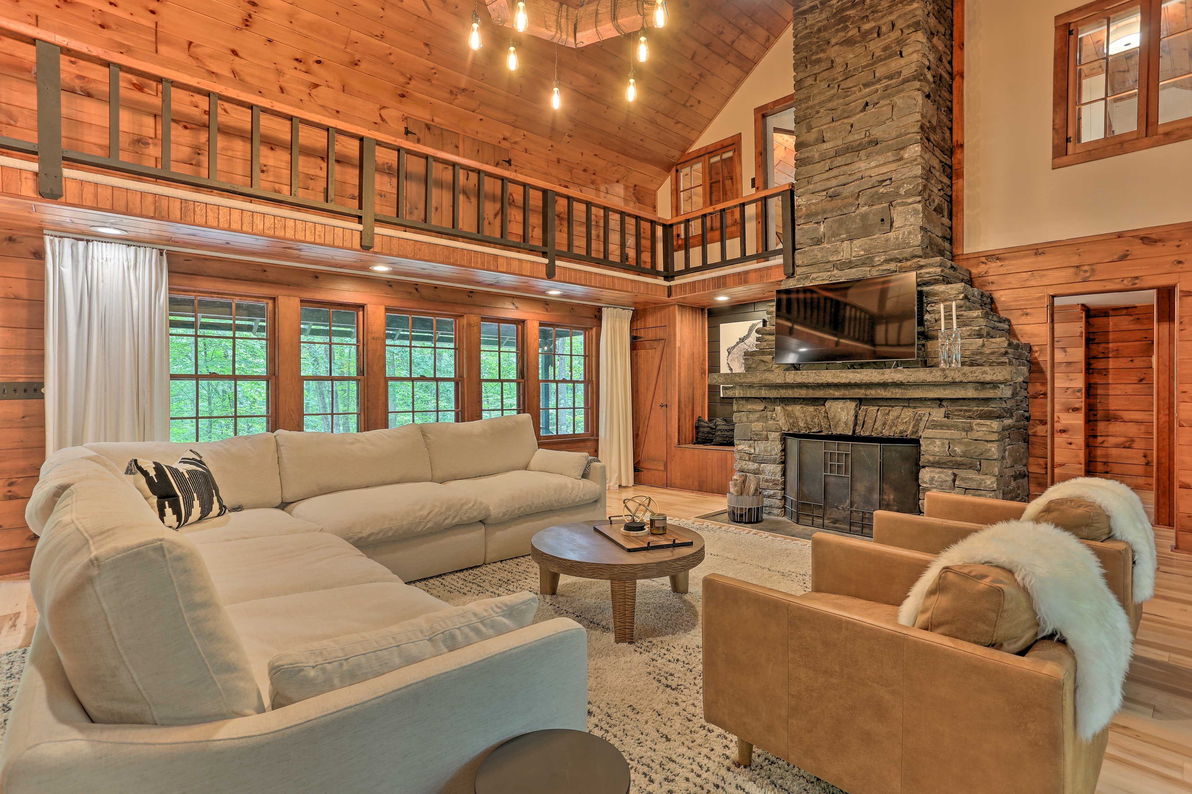 Lackawaxen Vacation Rental Cabin | 4BR | 2.5BA | 1,500 Sq Ft | Stairs to Access