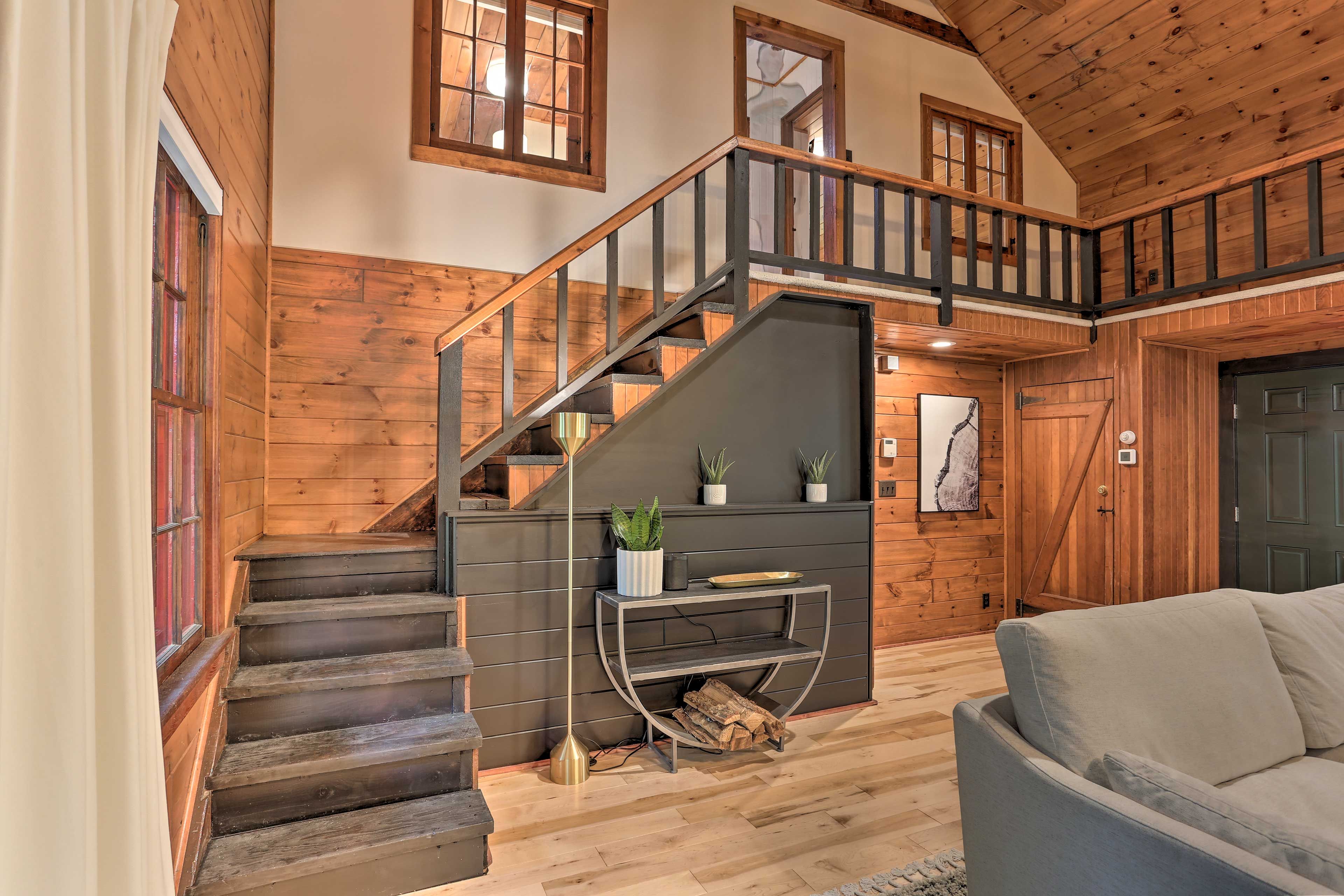 Stairs to 2nd Floor