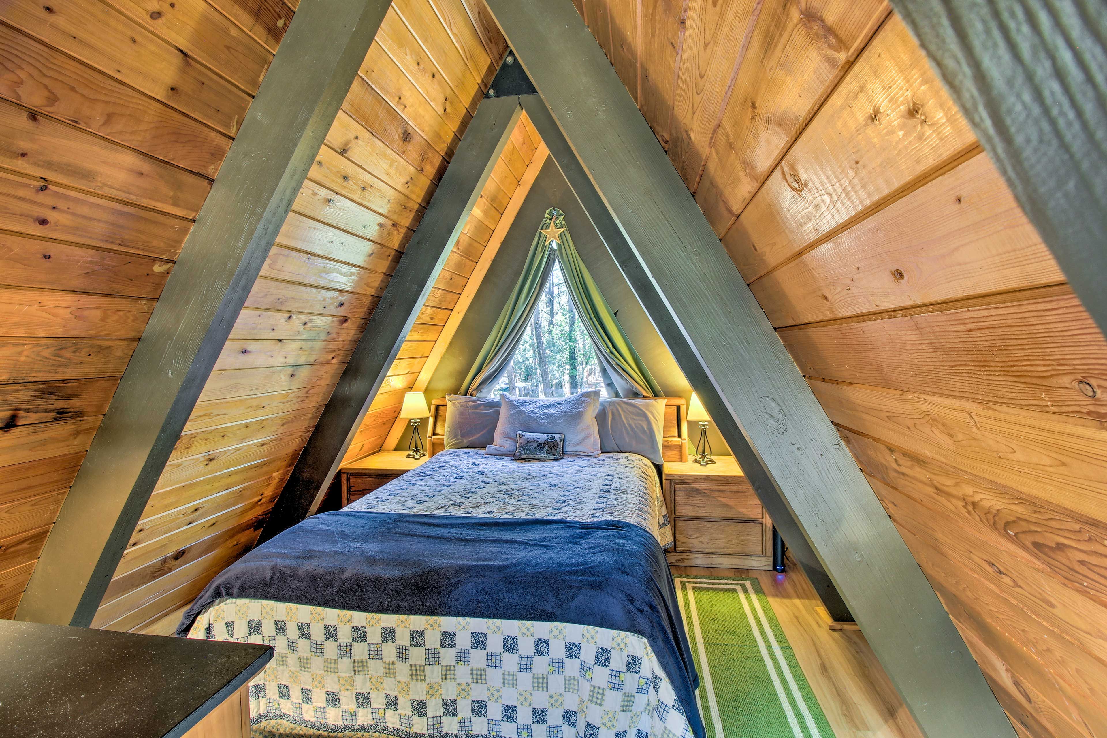 Bedroom 2 (Loft) | Upper Level