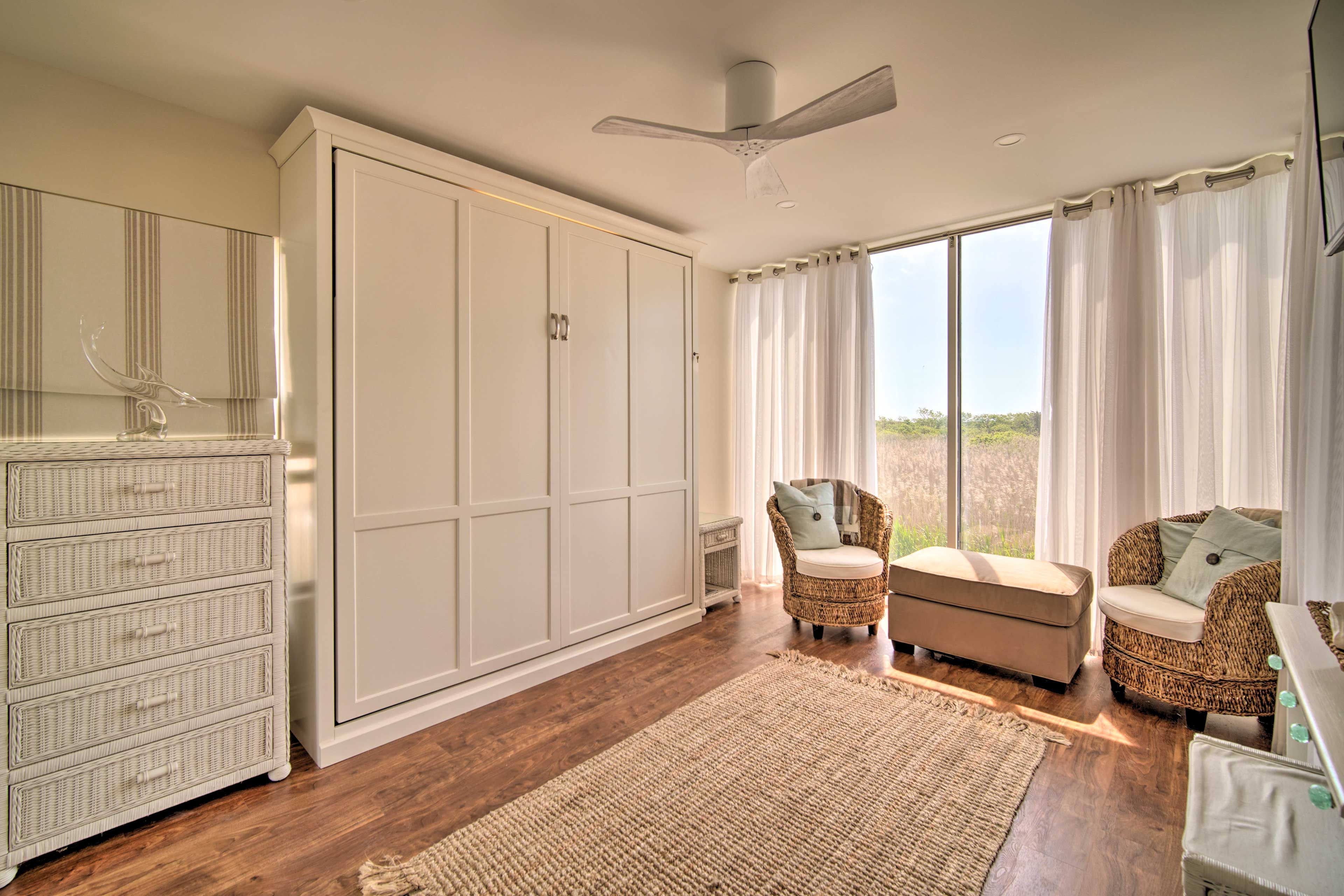 Bedroom 1 | King Murphy Bed | Linens Provided | Smart TV w/ Cable