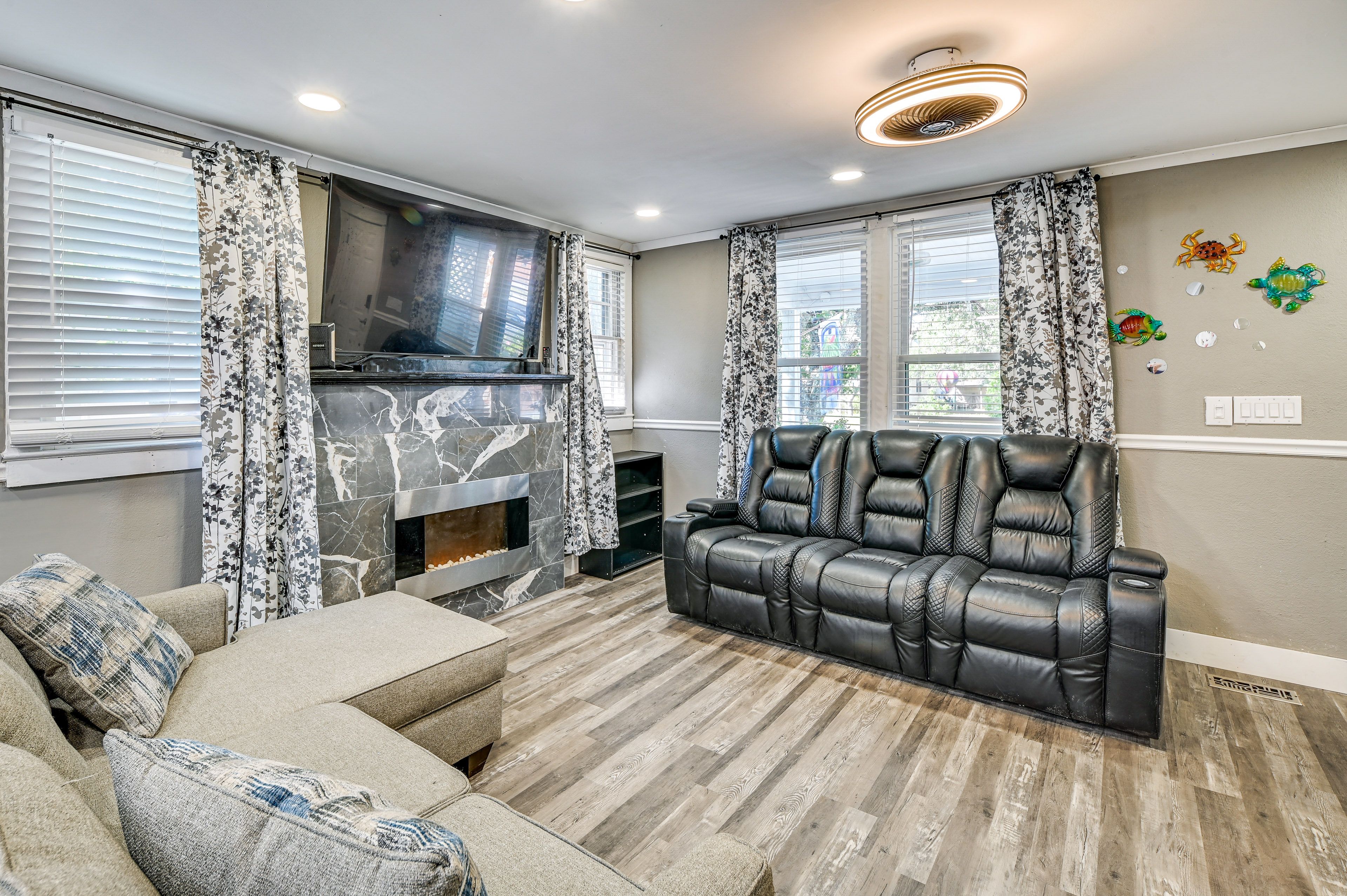 Myrtle Beach Vacation Rental | 3BR | 2BA | 4 Exterior Steps Required