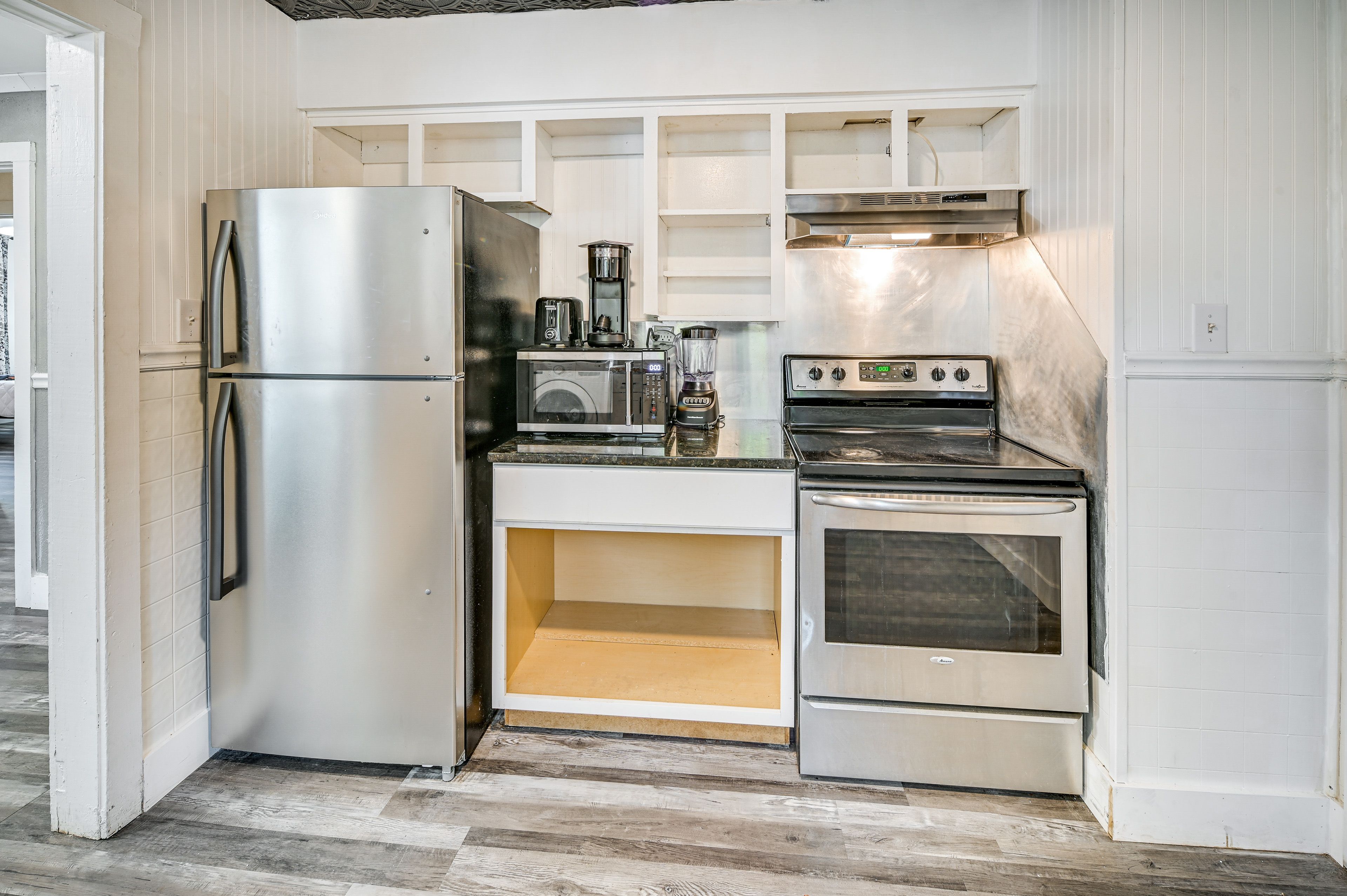 Kitchen | Free WiFi