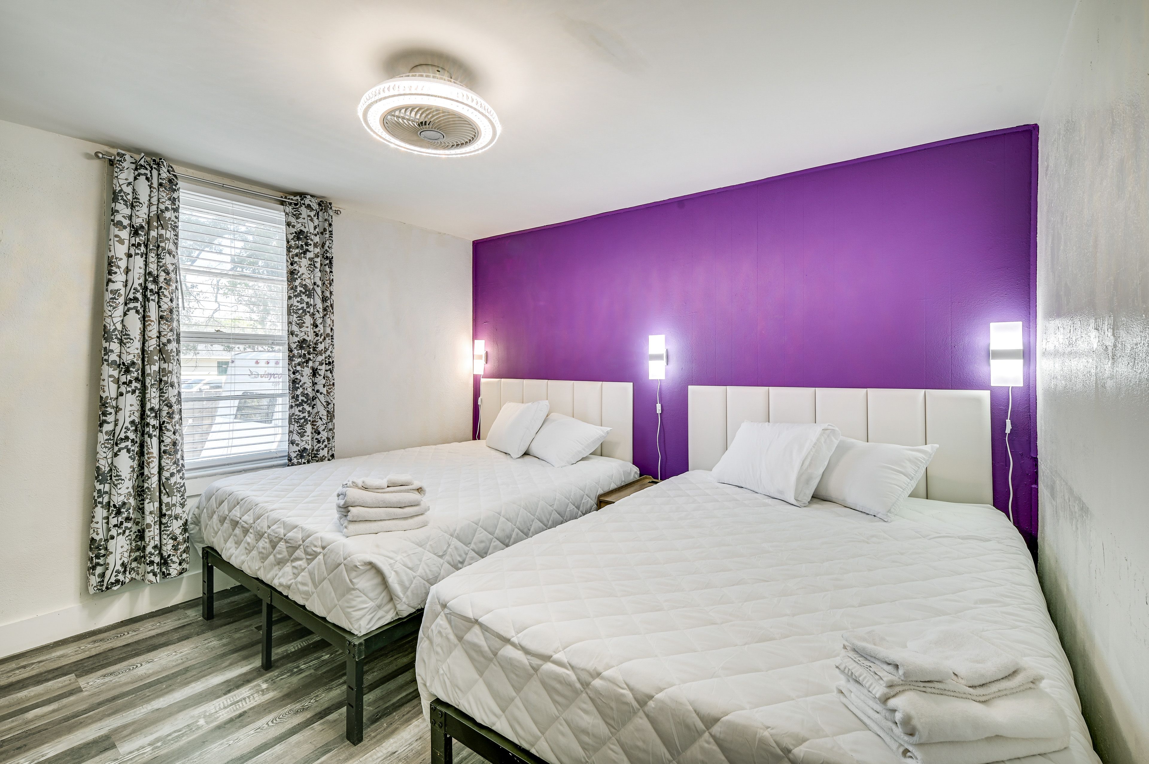 Bedroom 3 | 2 Queen Beds