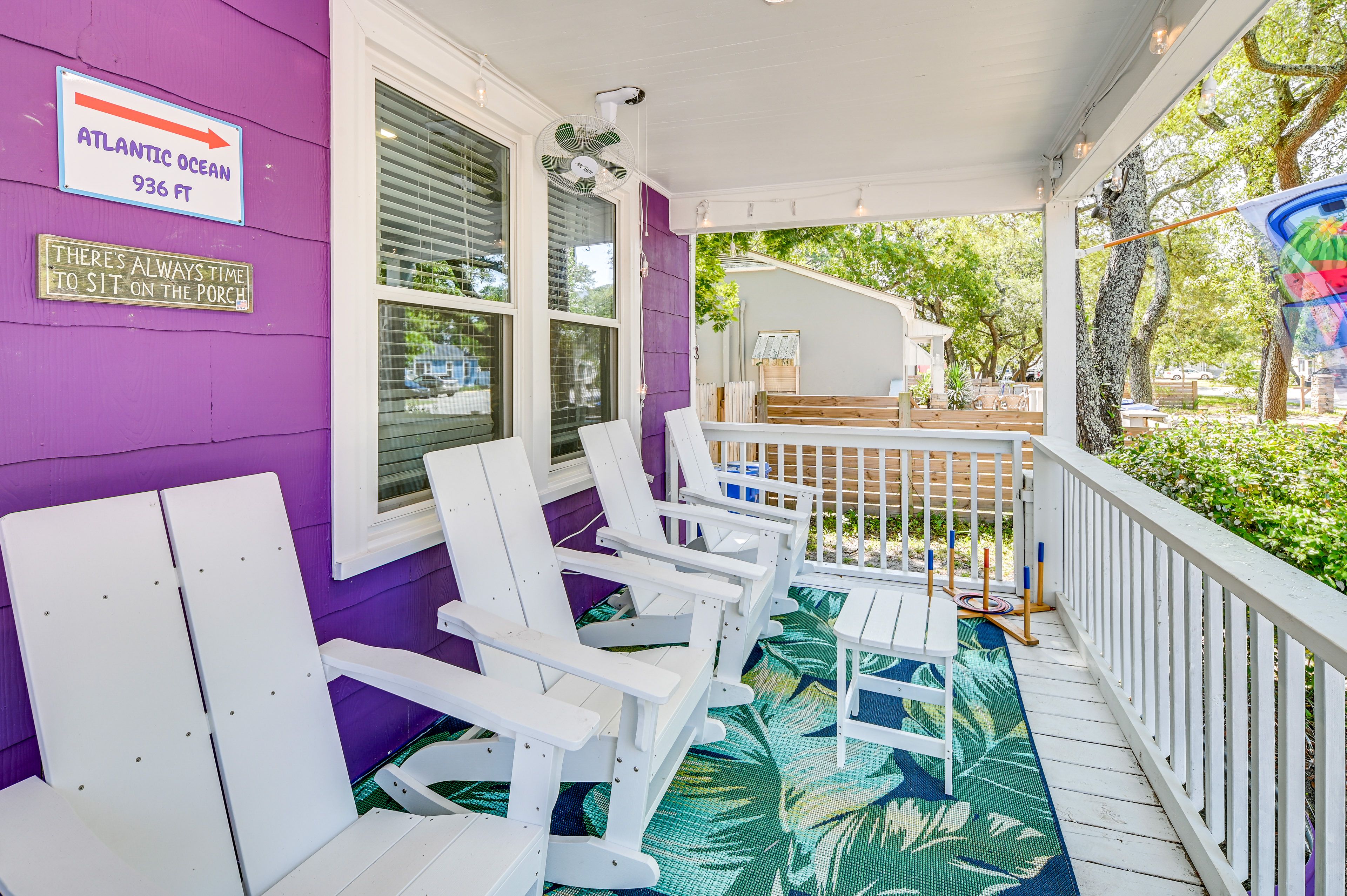 Porch | 4 Rocking Chairs