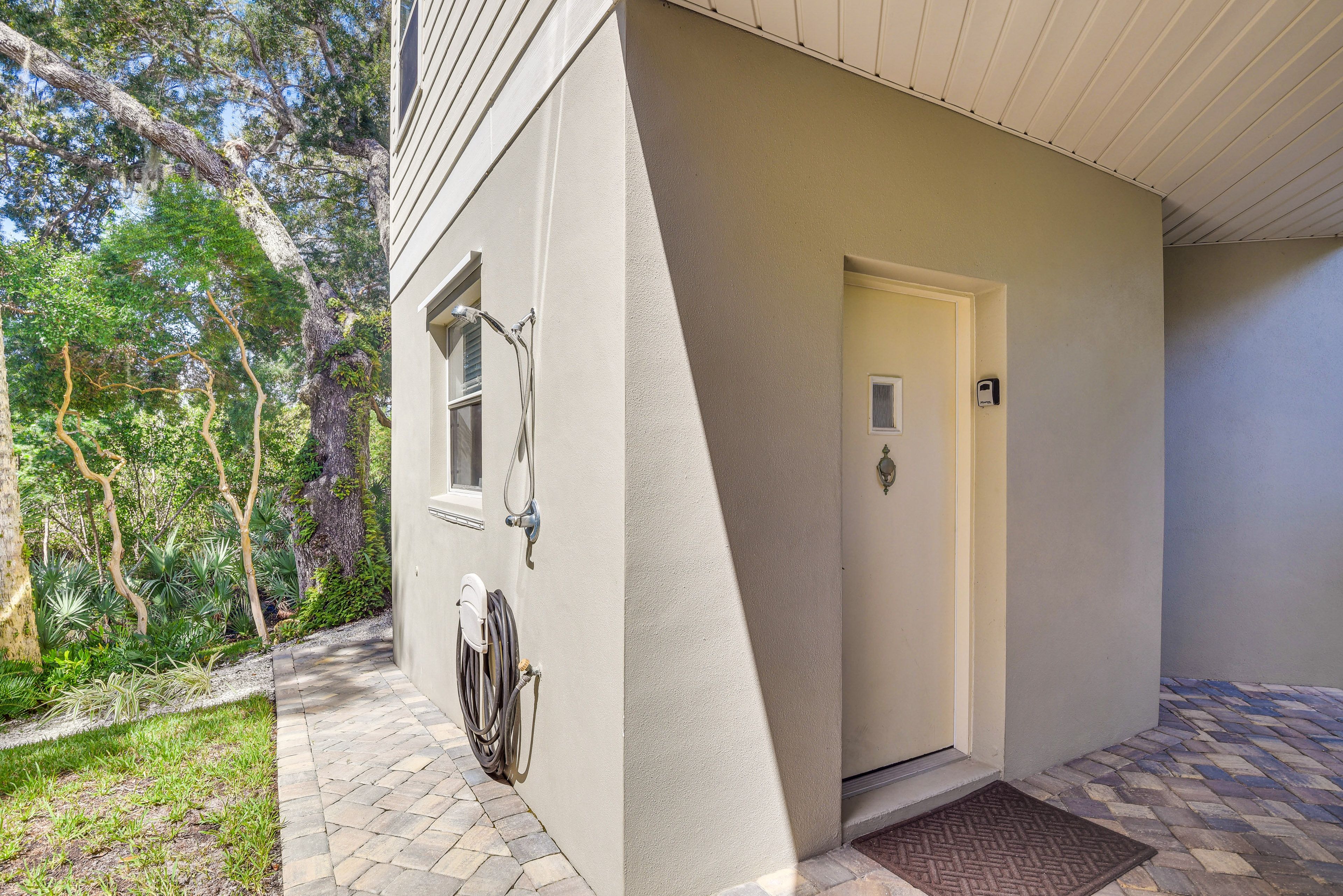 Unit Exterior