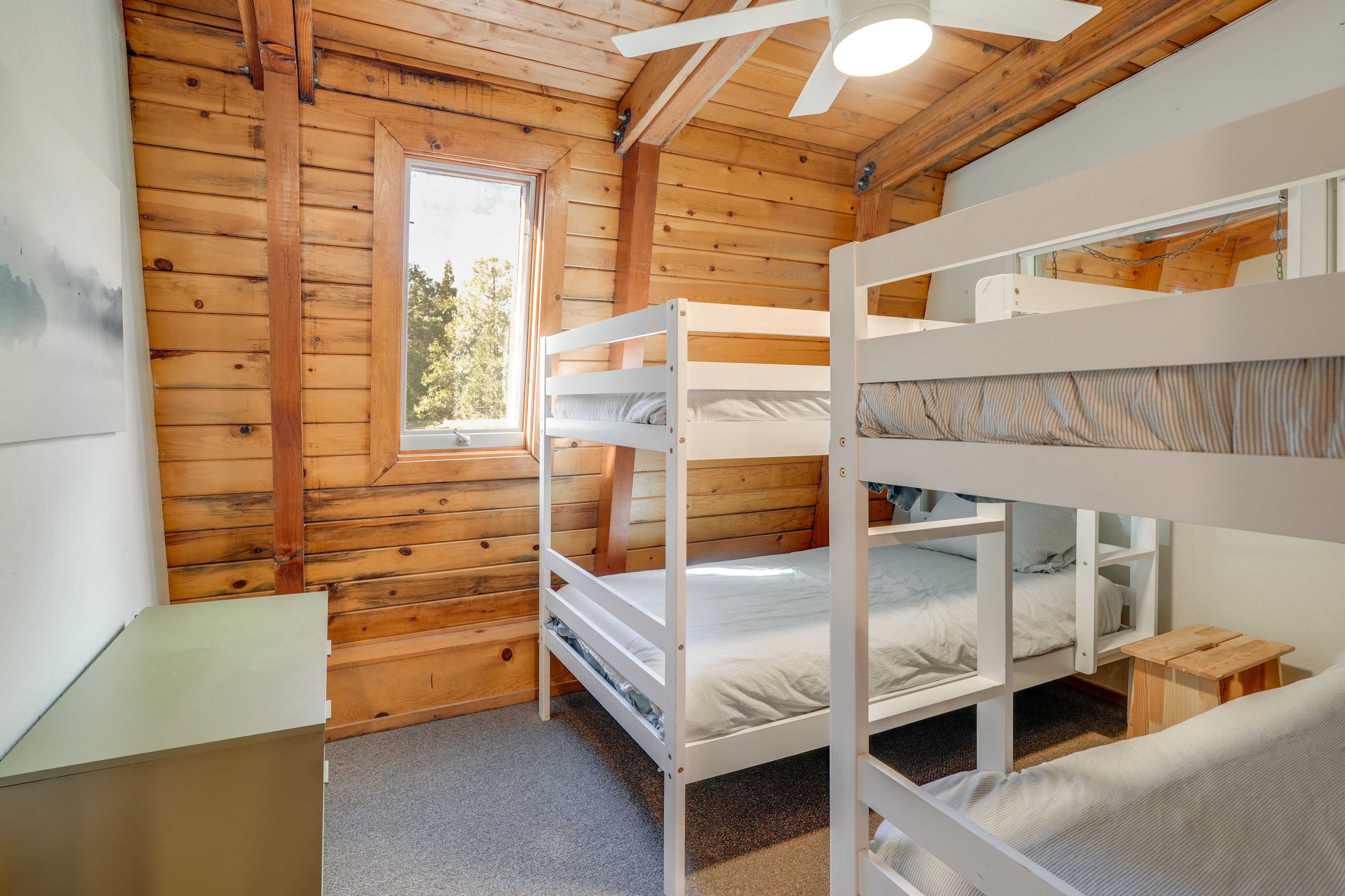 Bedroom 2 | 2 Twin Bunk Beds | 2nd Floor