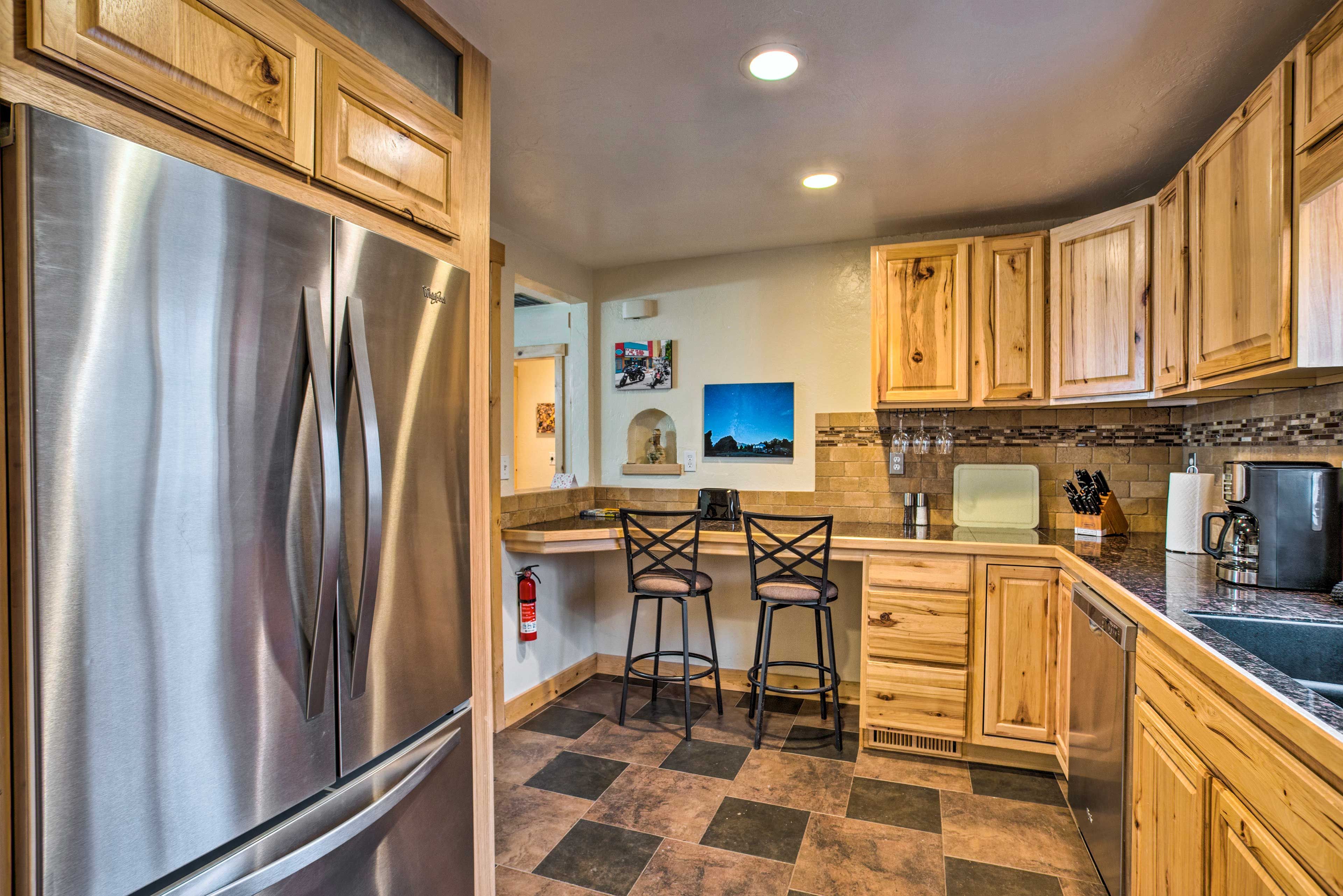 Kitchen | Single-Story Unit | In-Unit Laundry | Central Location