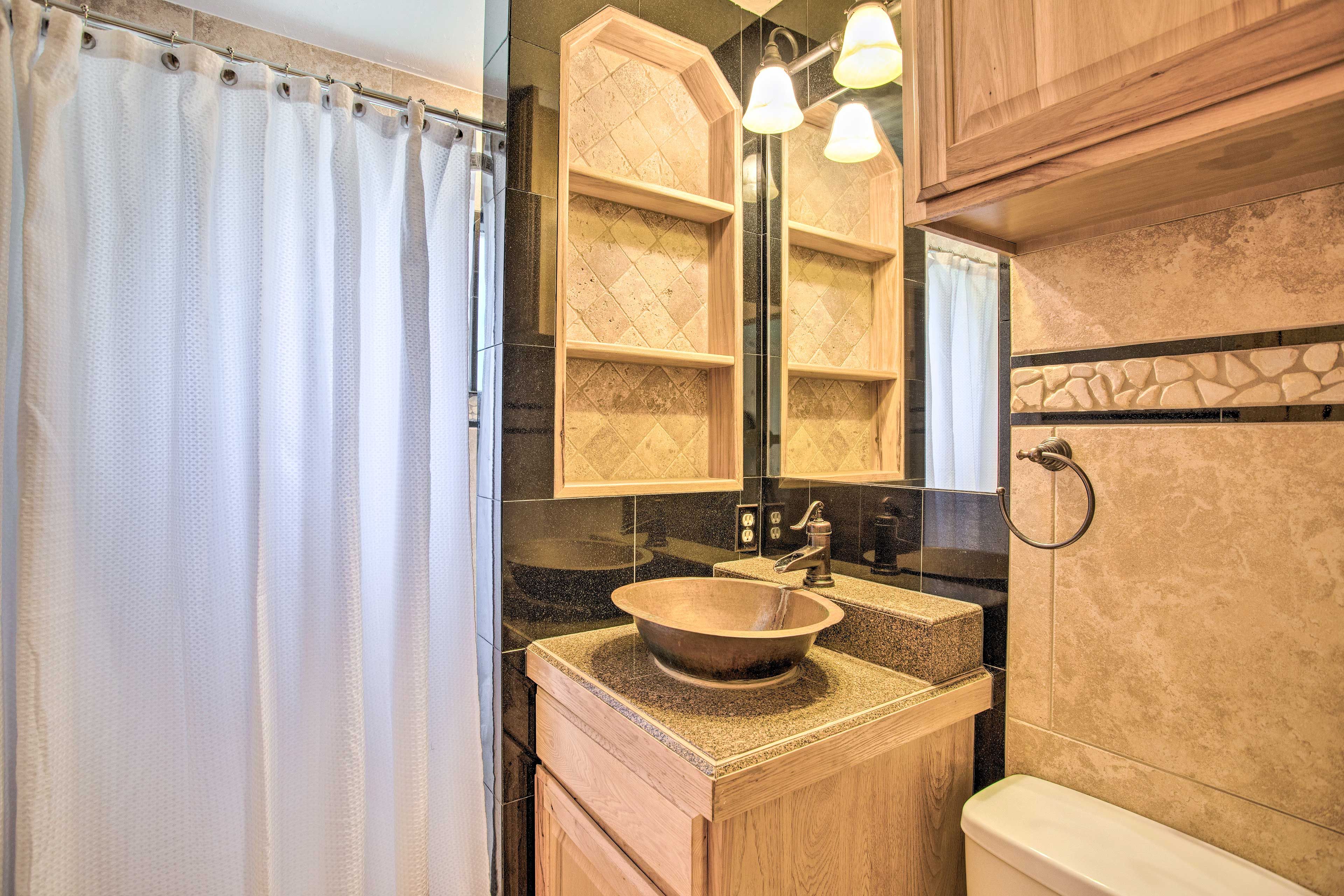 Bathroom | Complimentary Toiletries | Towels Provided | Hair Dryer