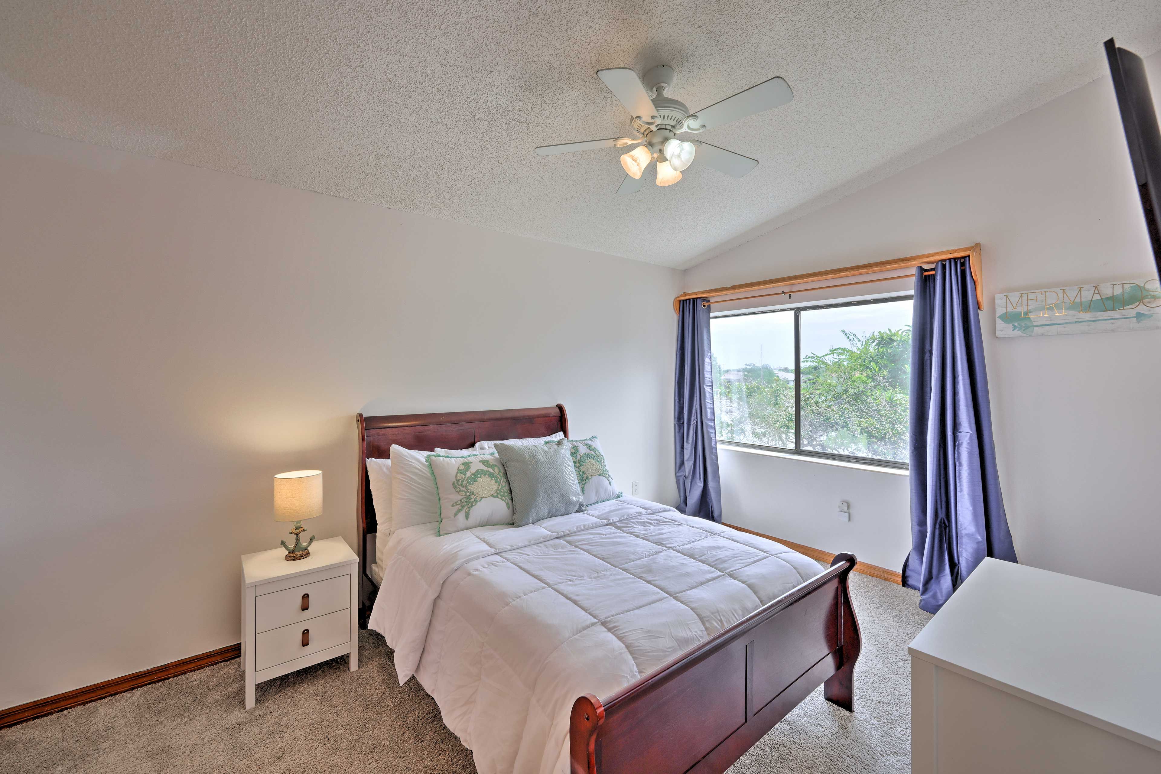Bedroom 4 | Full Bed | 2nd Floor | En-Suite Bathroom