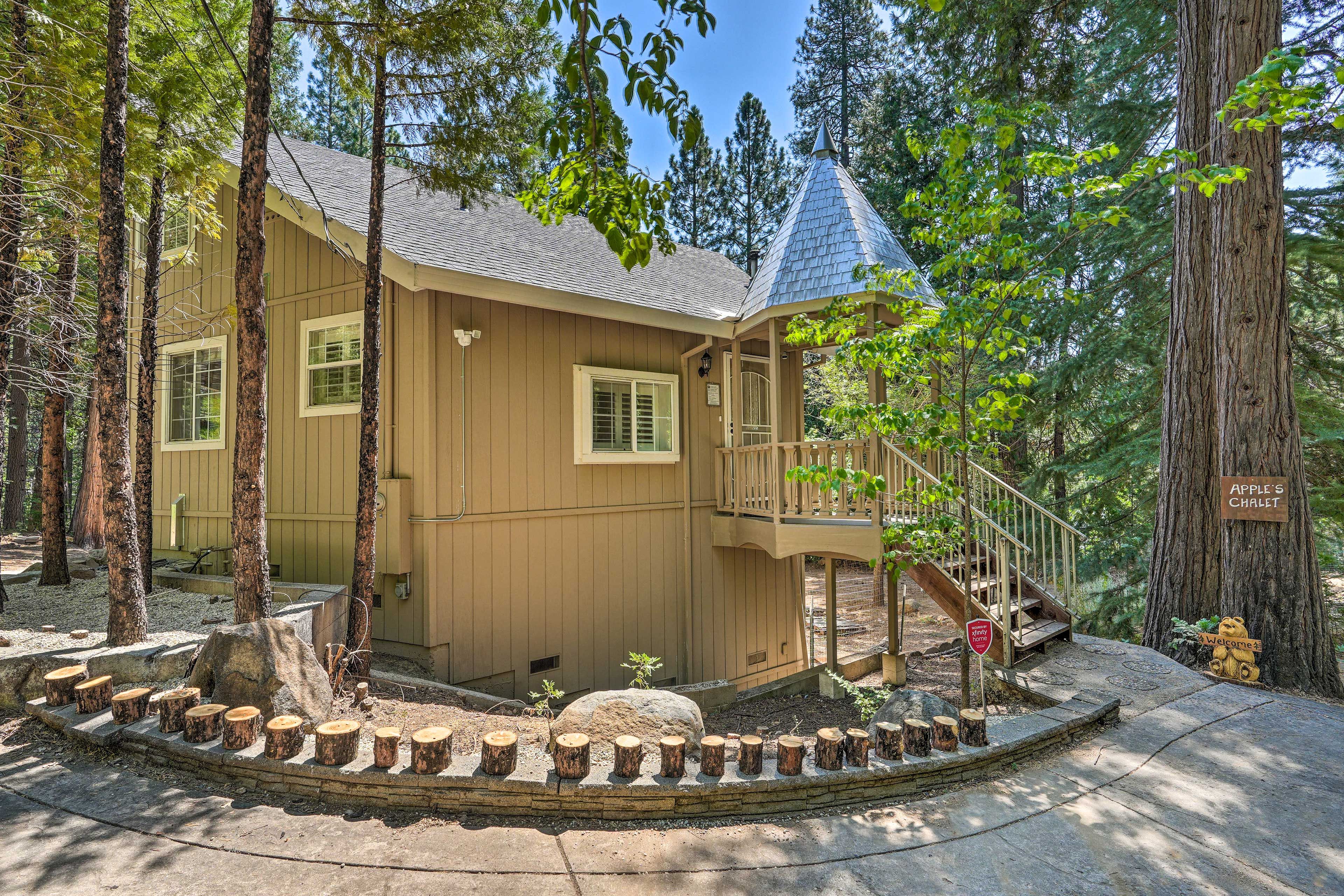 Pollock Pines Vacation Rental | 2BR | 2BA | 1,214 Sq Ft | Stairs Required