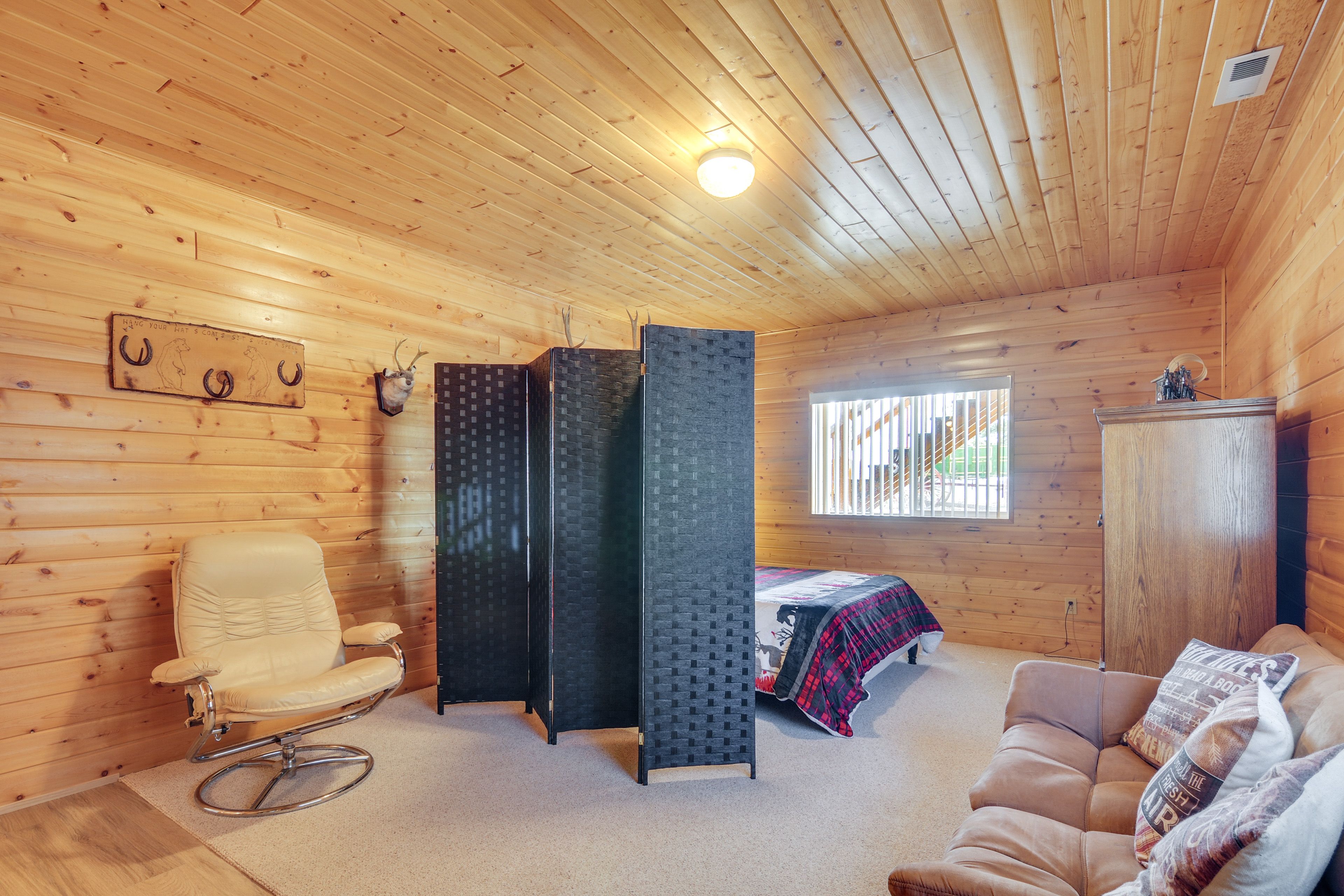 Living Room | Queen Bed | Futon | Lower Level