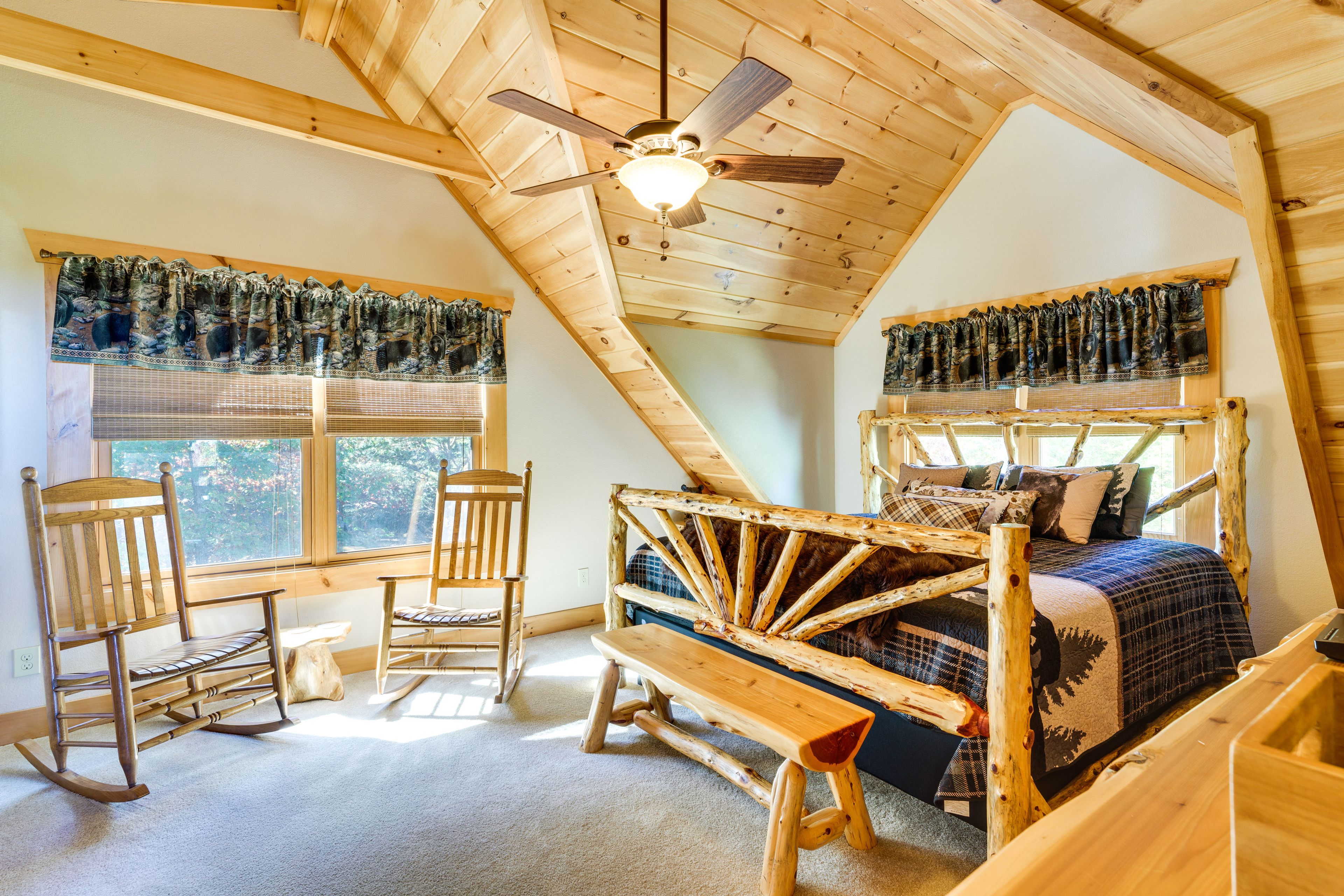 Bedroom 2 | King Bed | 2nd Floor | Stairs Required | TV | DVD Player