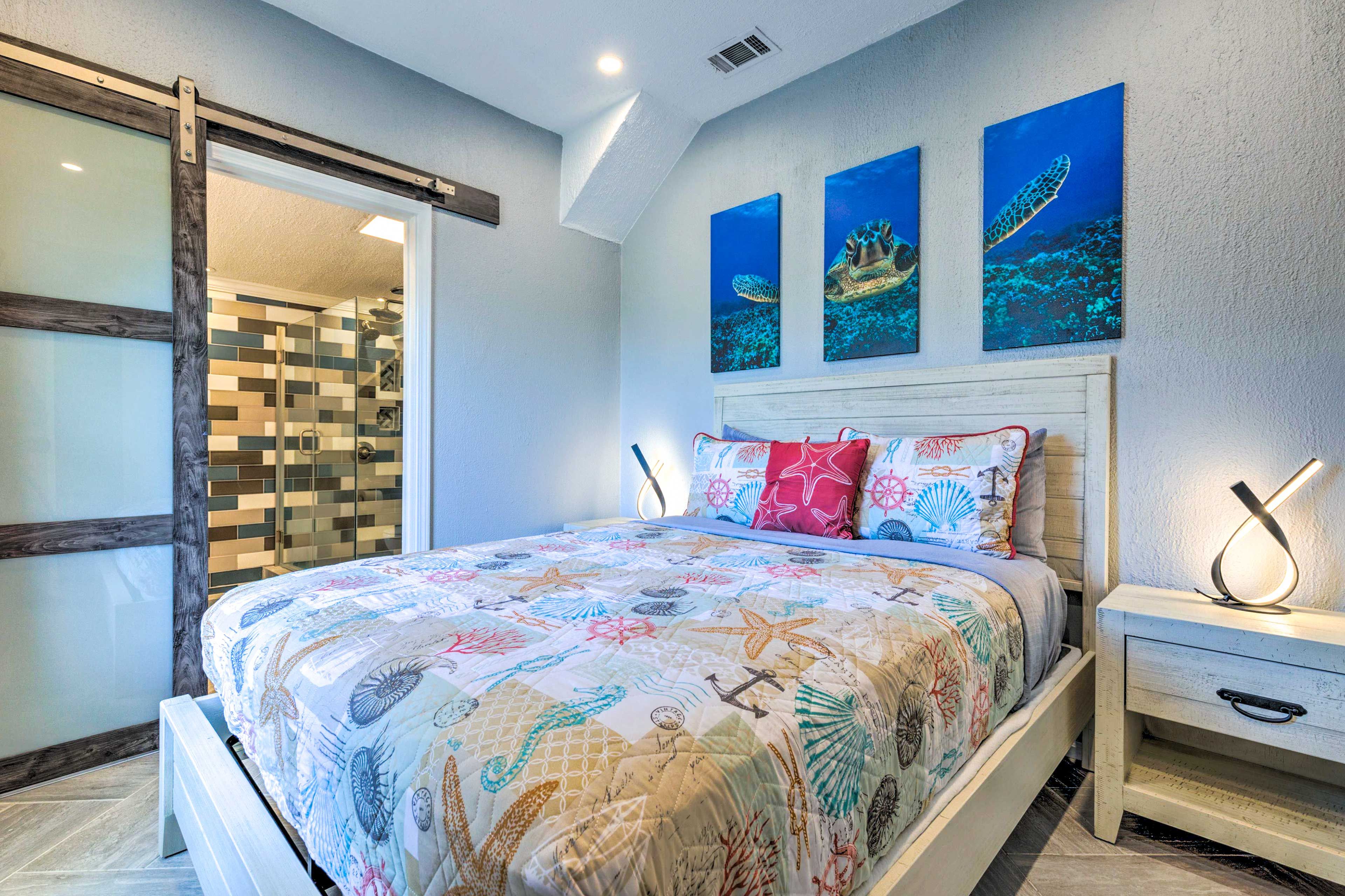 Bedroom 1 | King Bed | Linens Provided