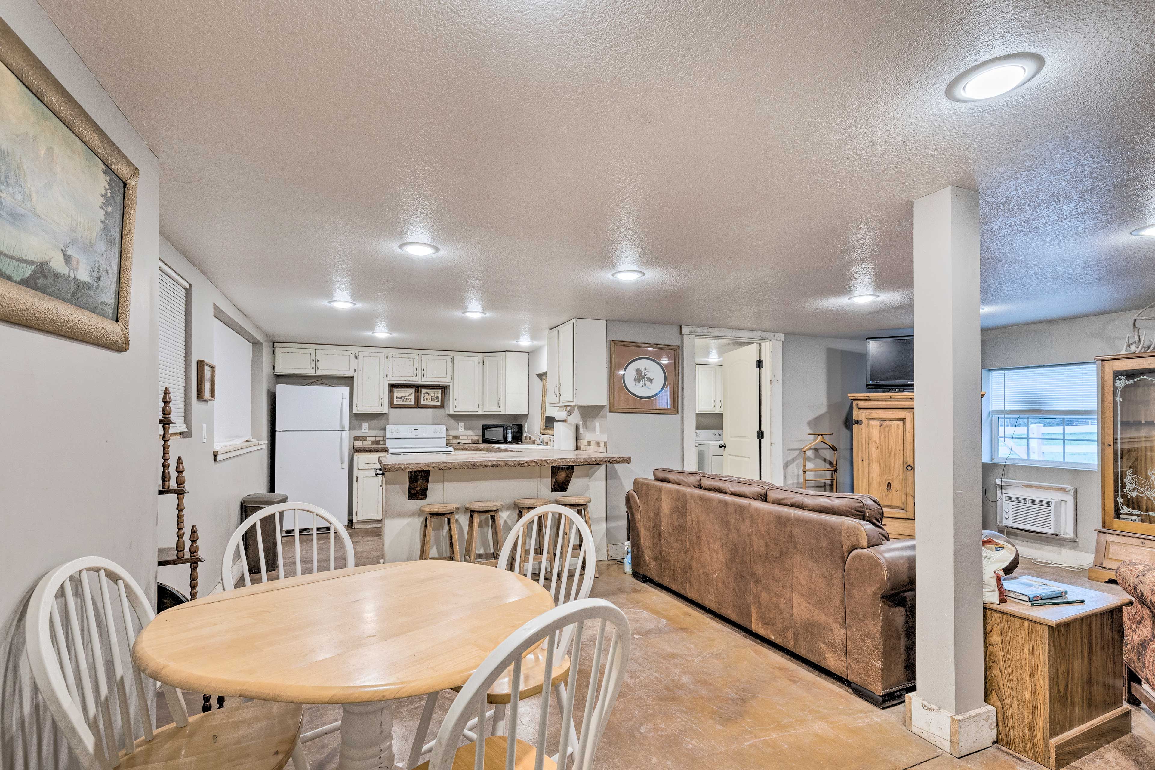 Dining Area | 1st Floor
