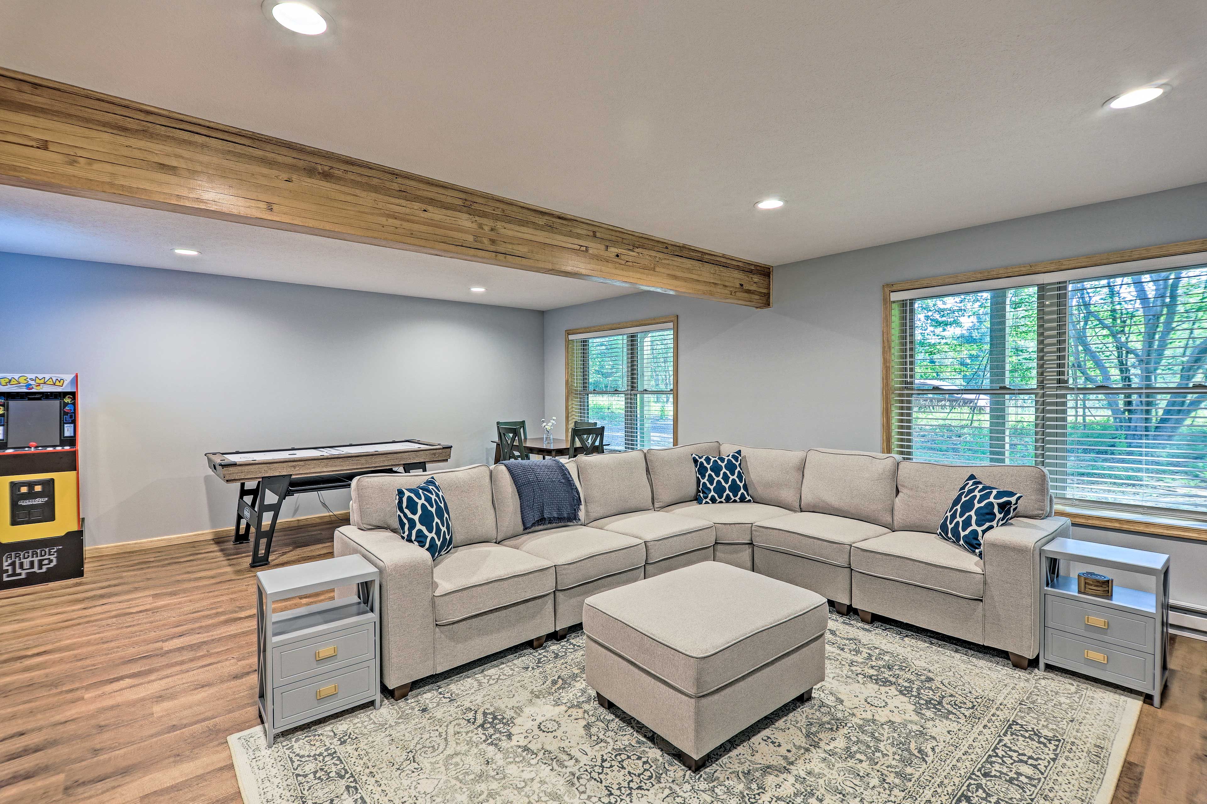 Game Room | Game Table w/ Ping Pong & Air Hockey | Board Games | 1st Floor