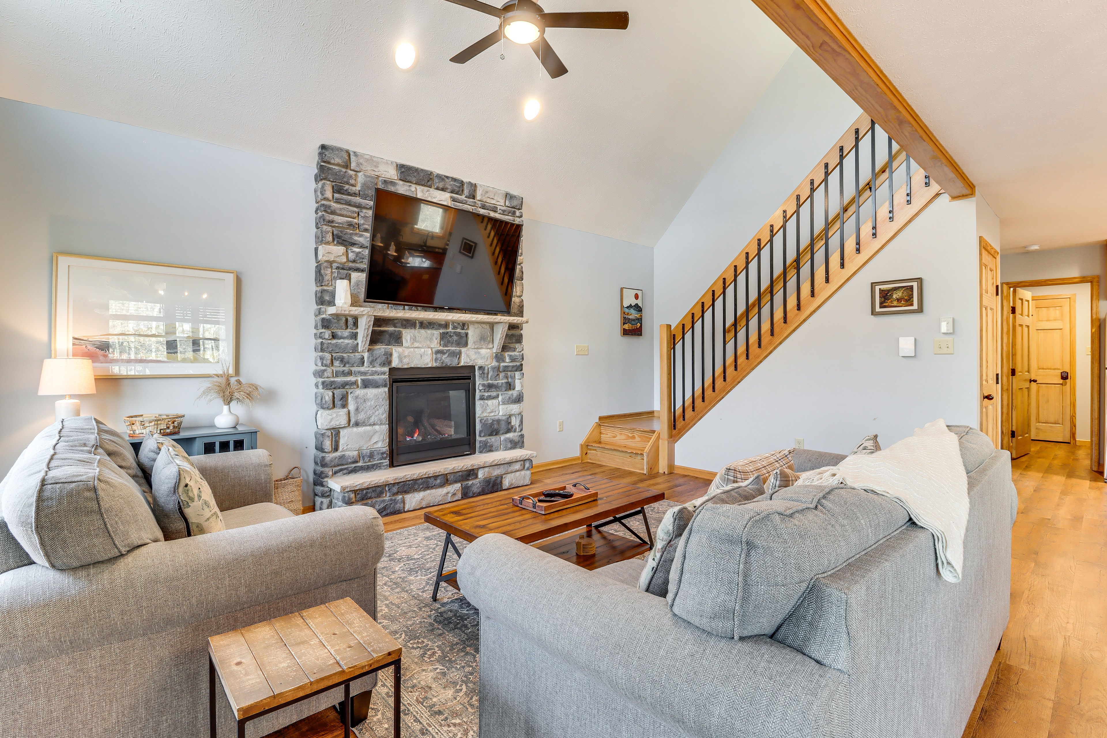 Great Room | Smart TV | Gas Fireplace | 2nd Floor