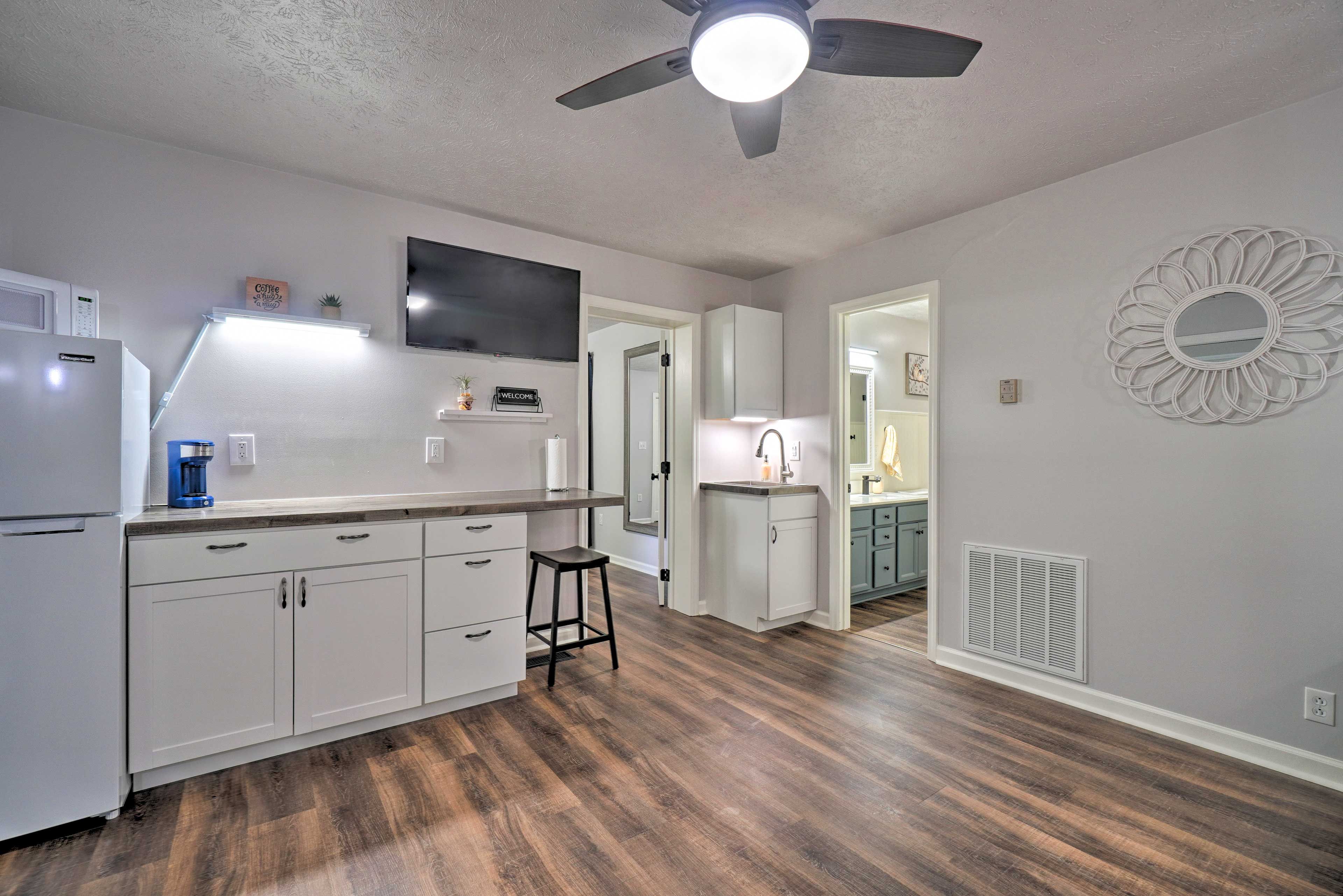 Kitchenette | 2-Burner Stovetop