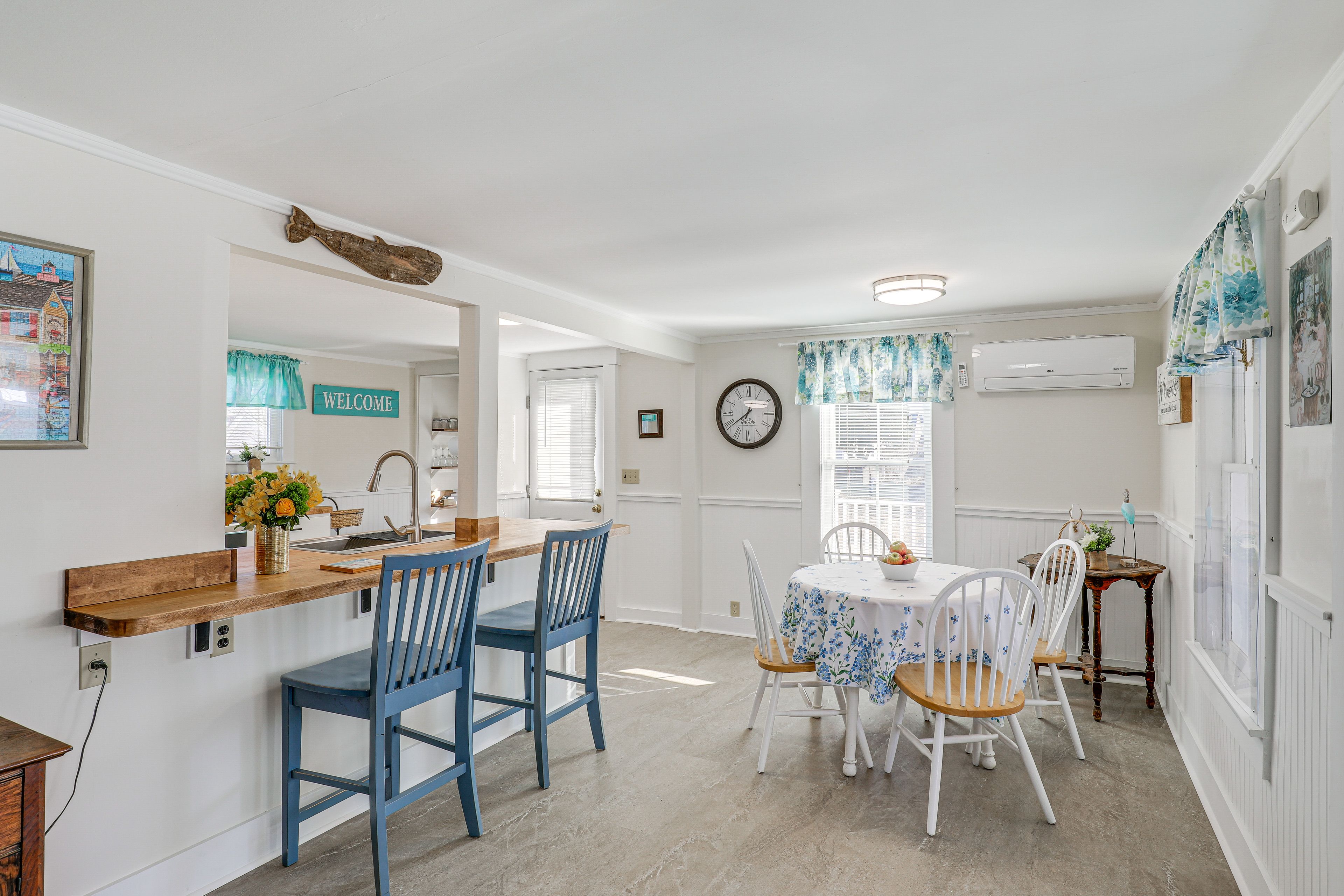 Dining Area | 1st Floor