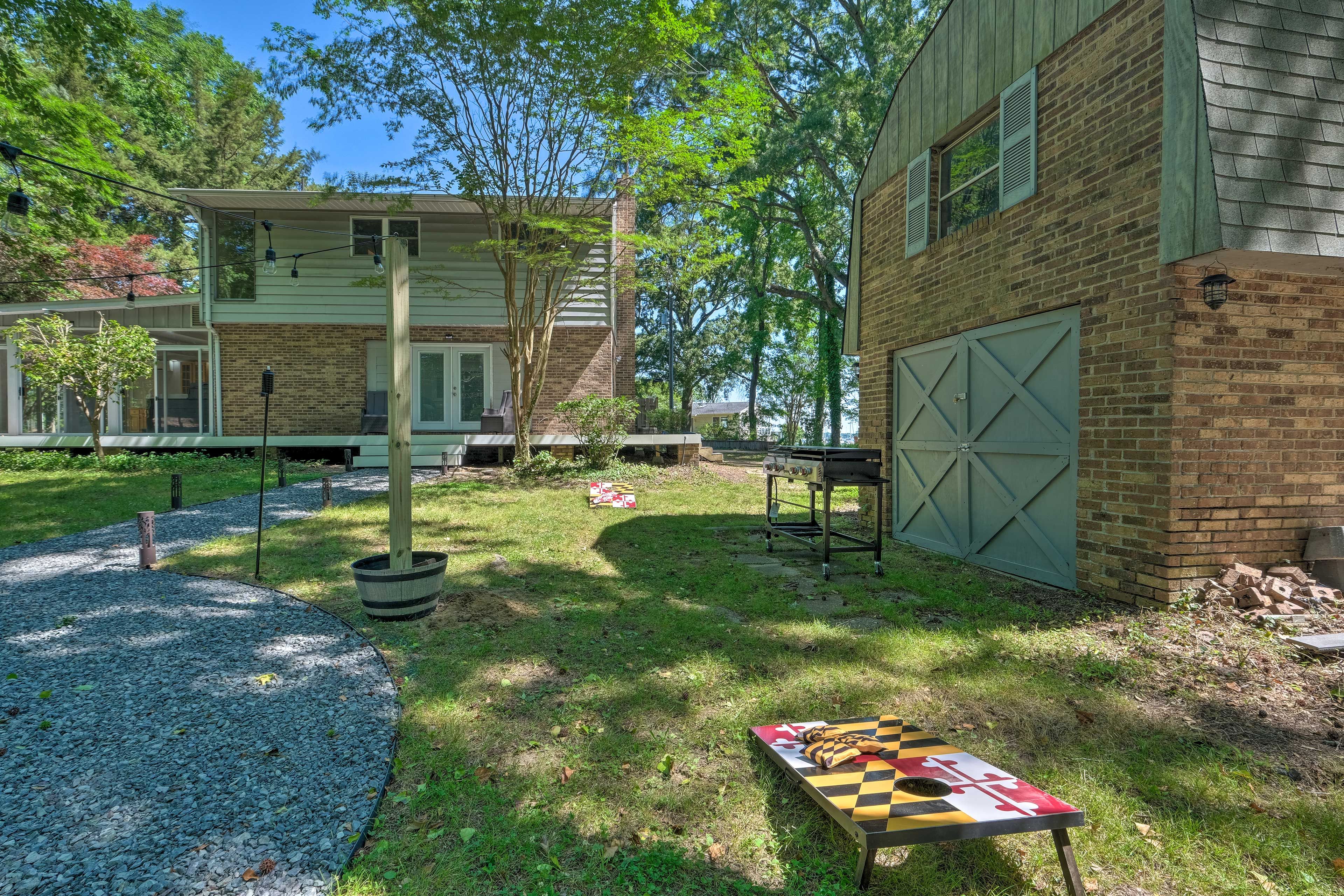 House Exterior | Cornhole