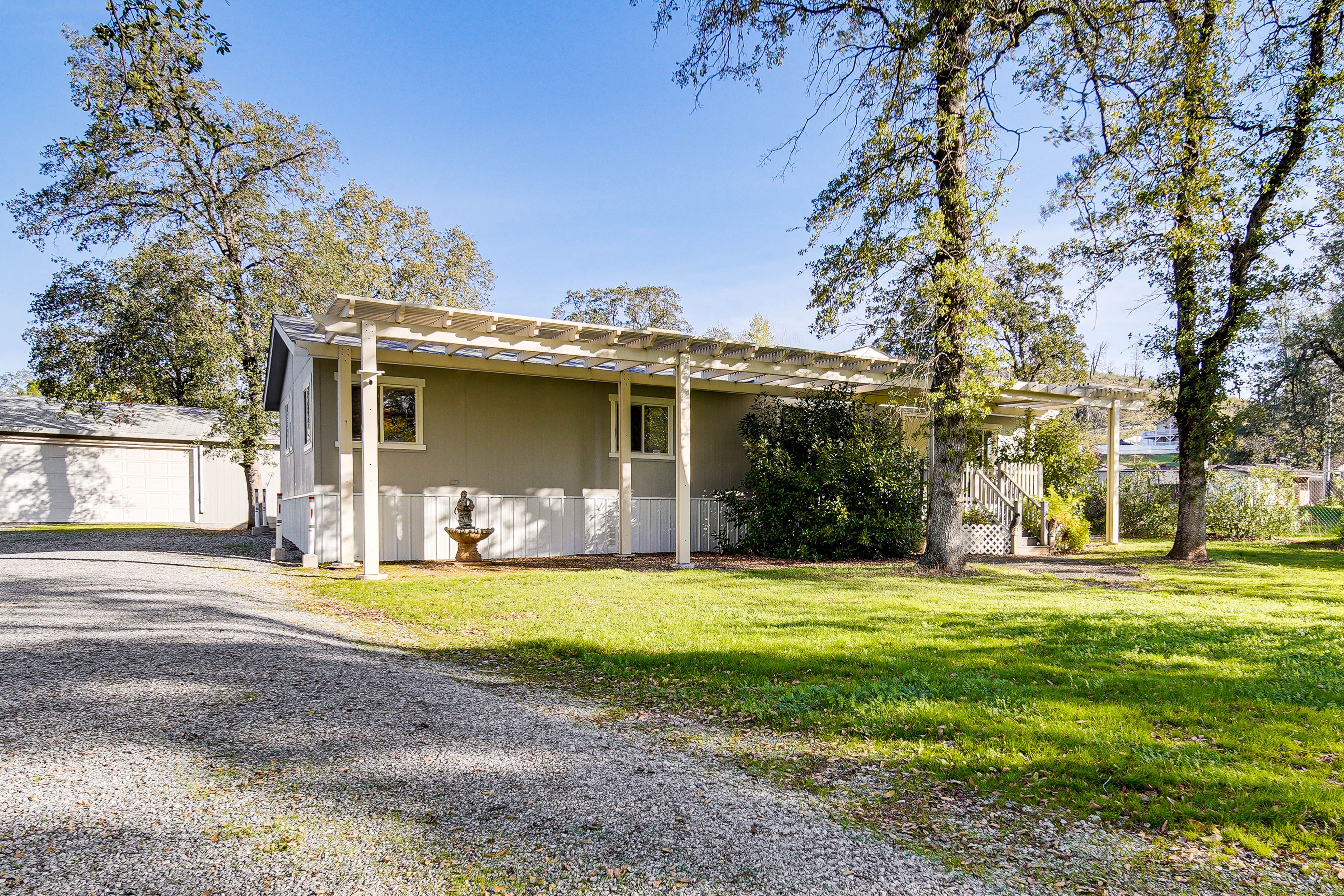 Home Exterior | Keyless Entry