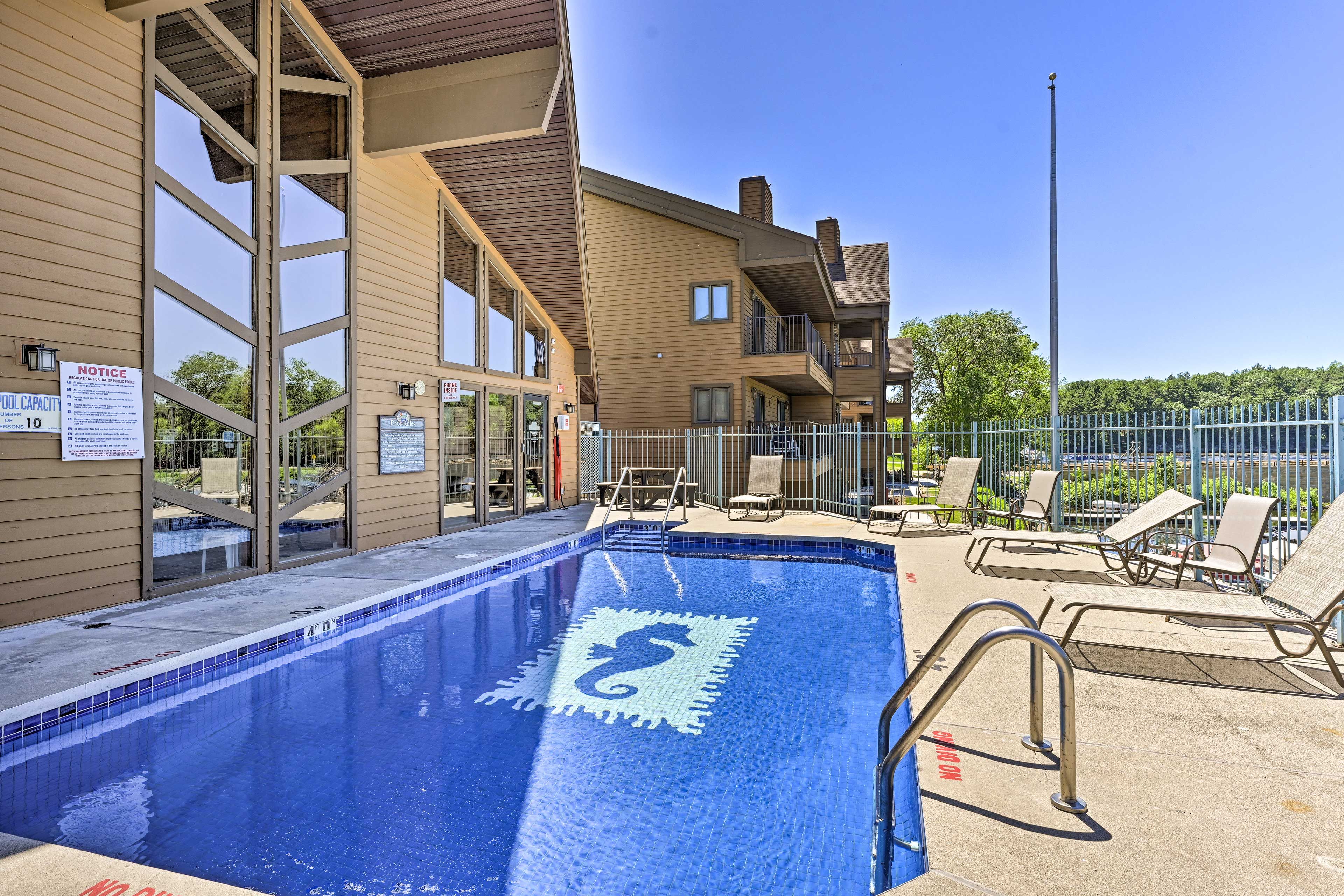 Seasonal Community Outdoor Pool