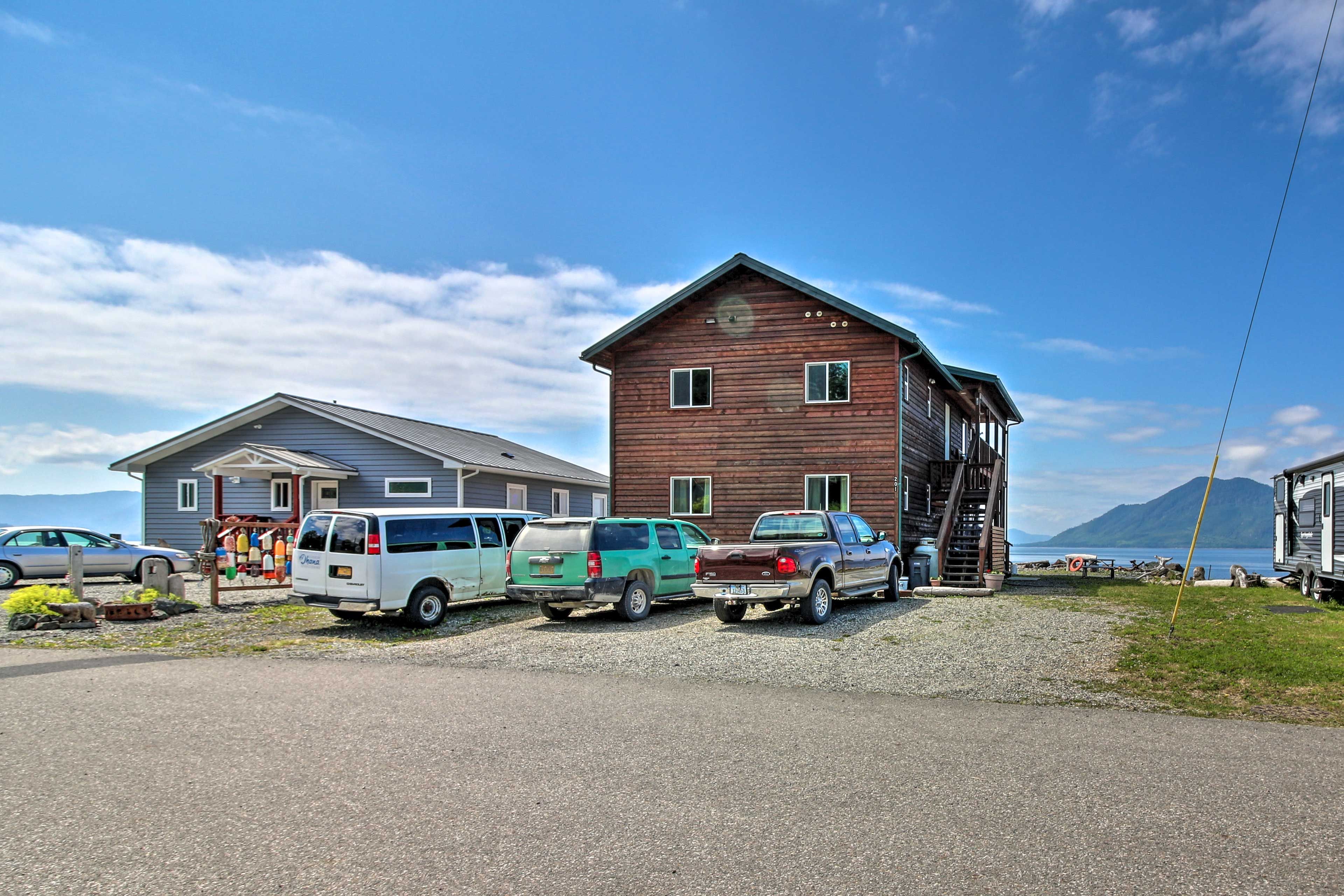 Shared Gravel Driveway Parking (2 Vehicles) | Free Street Parking