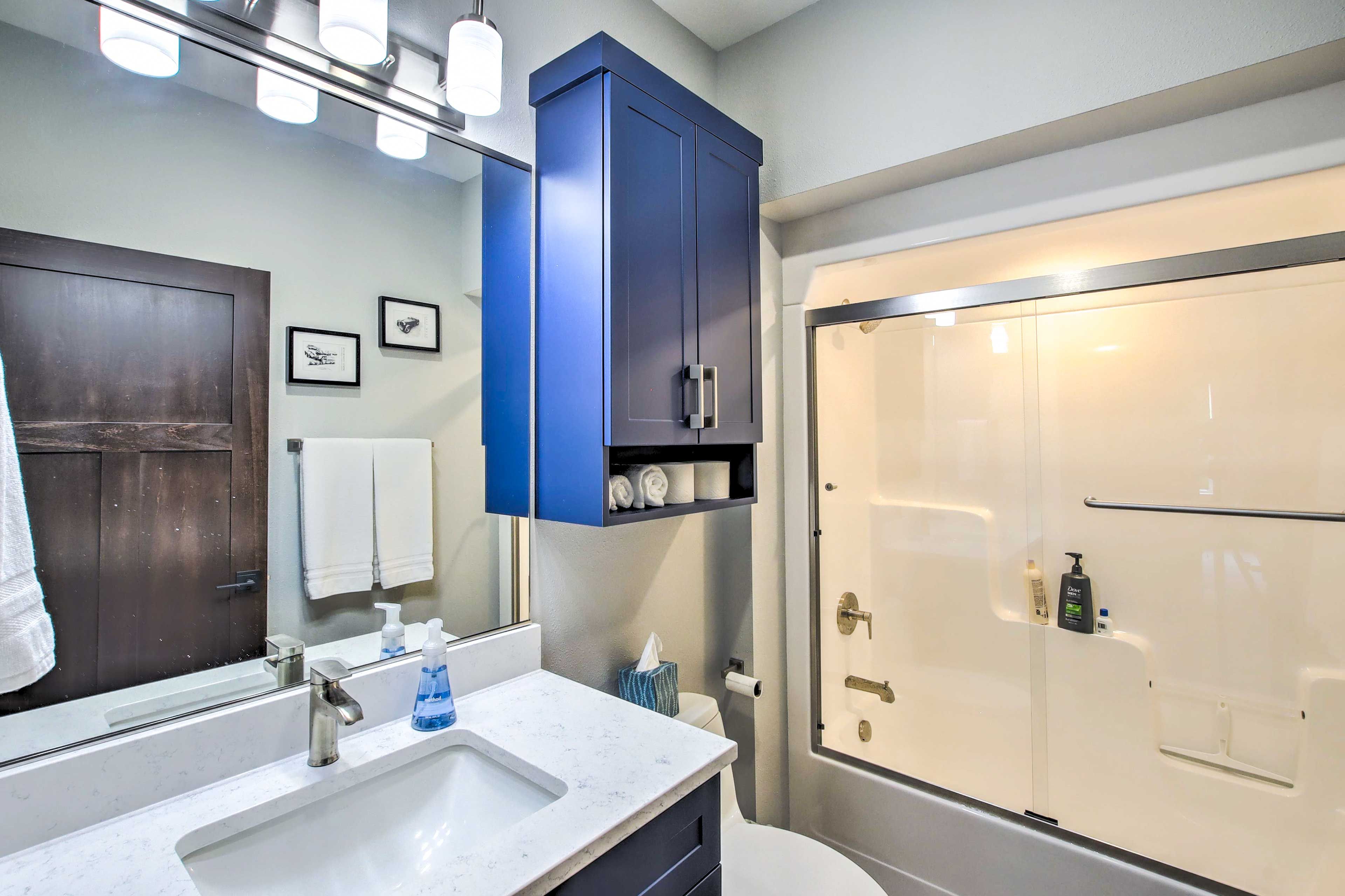 Full Bathroom