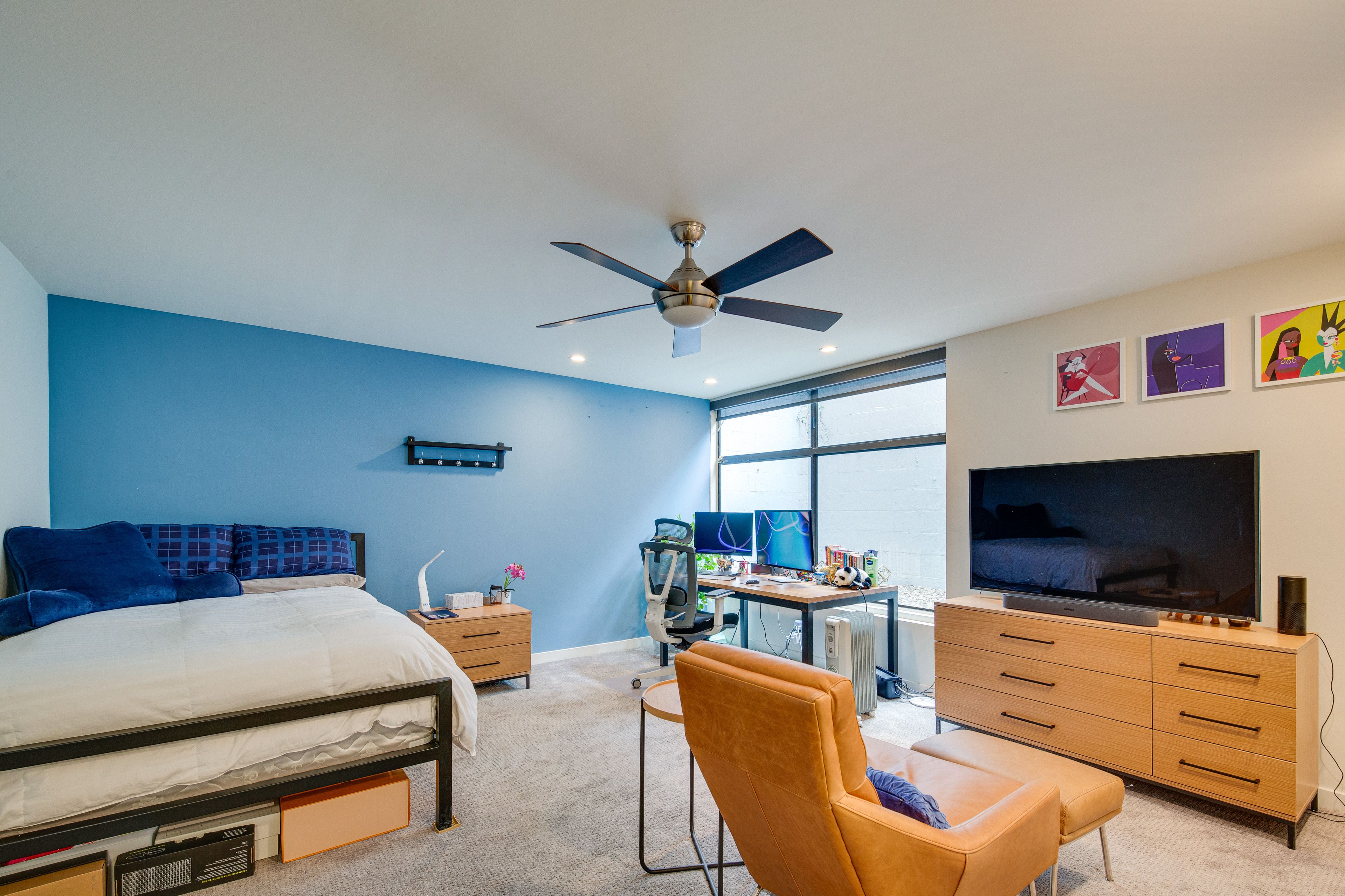 Bedroom 3 | Queen Bed