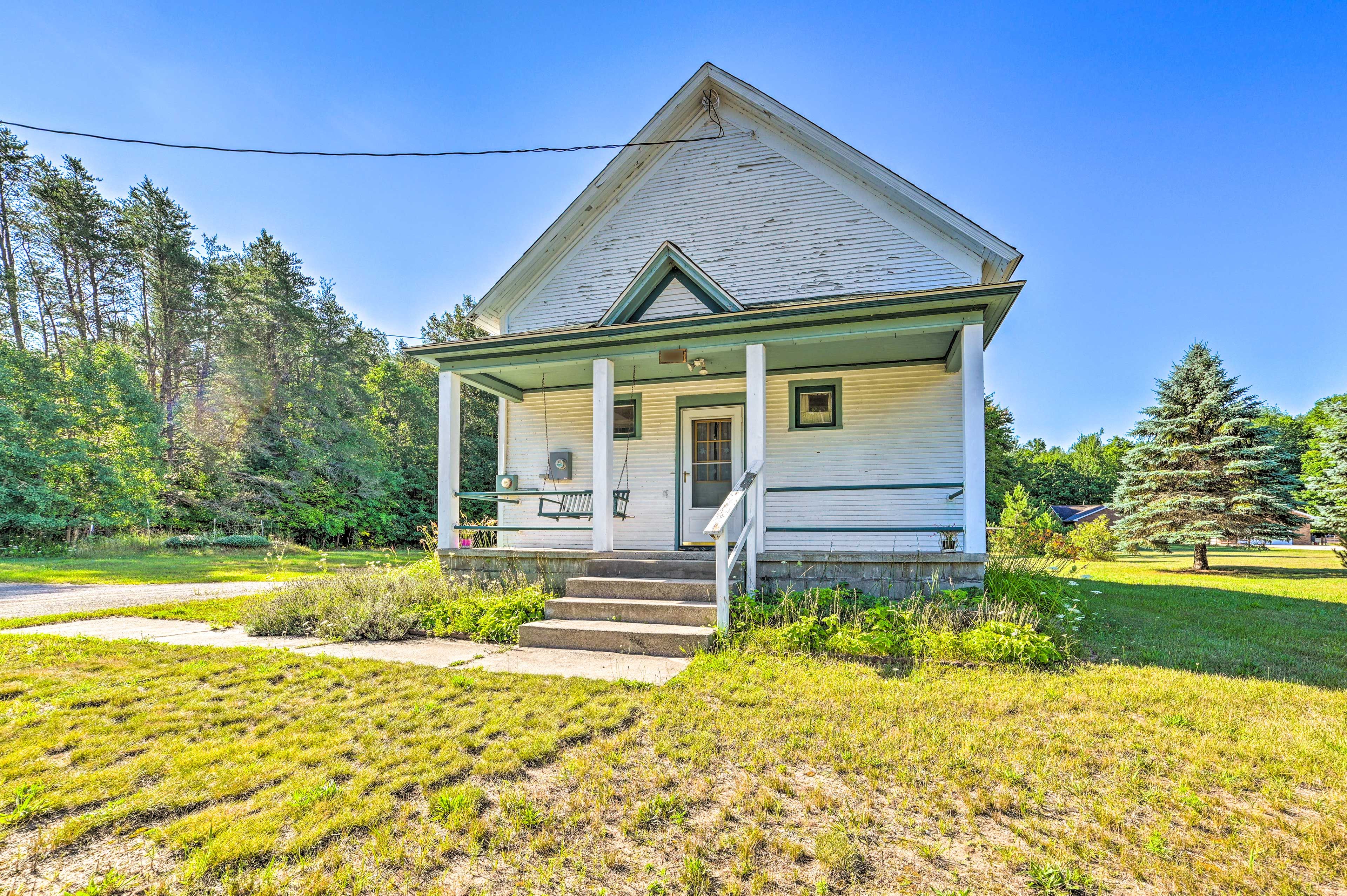 Home Exterior | Front Porch