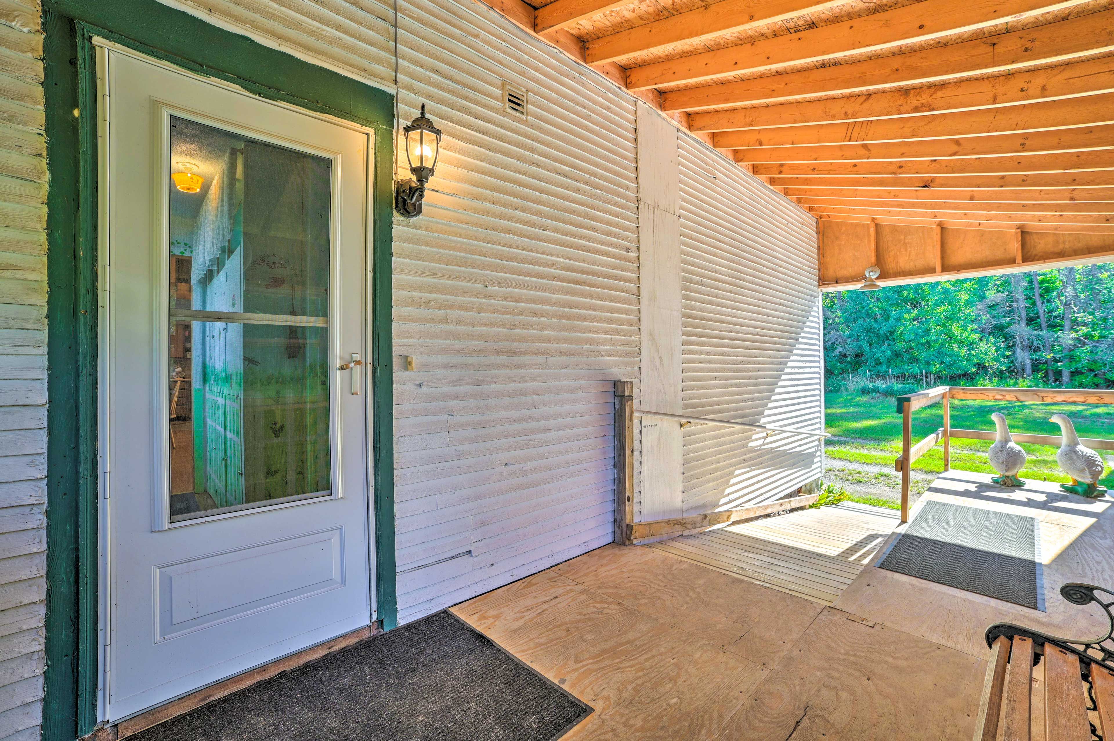 Back Porch | Access Via Ramp | Keyless Entry