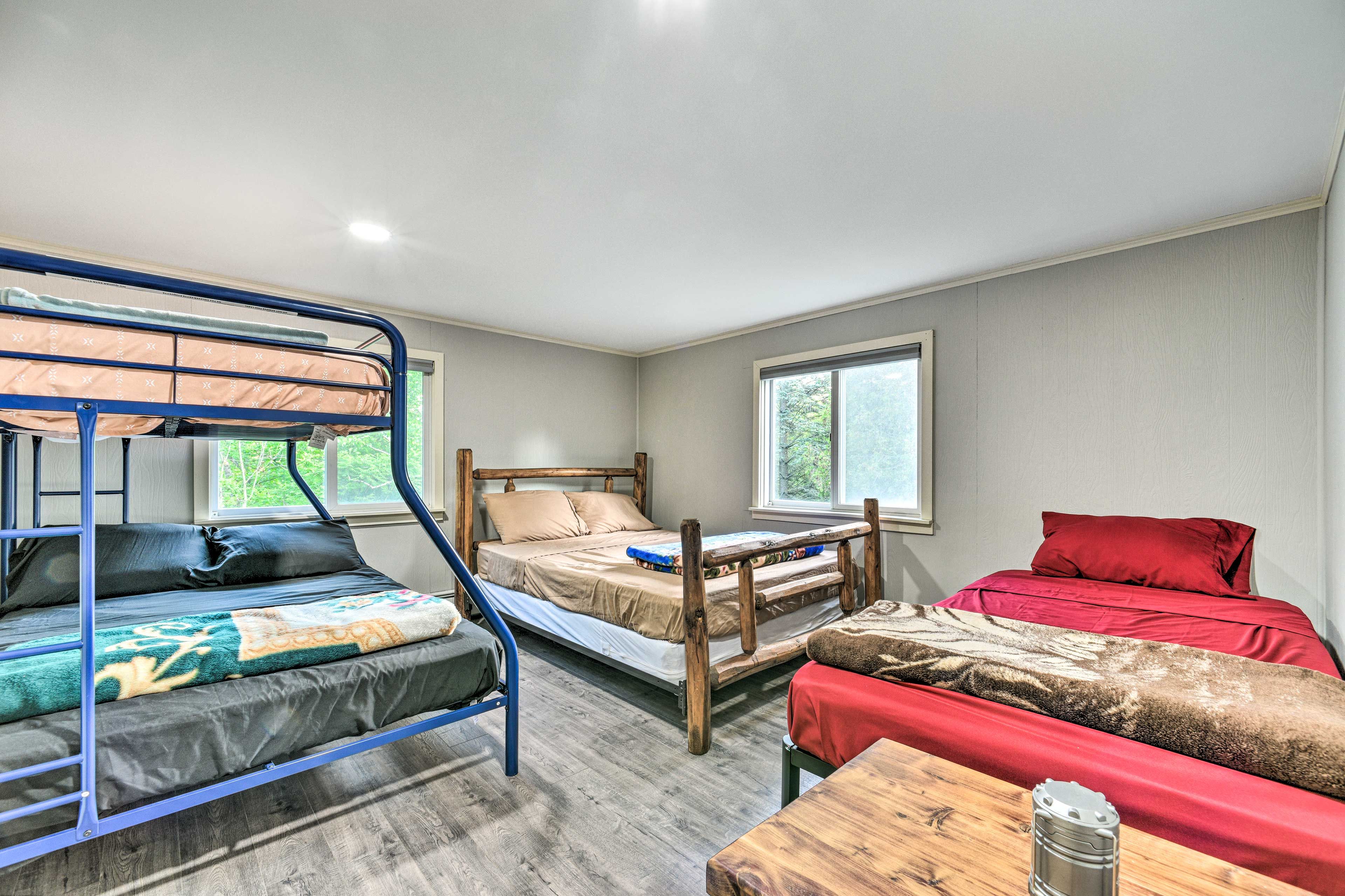 Bedroom 3 | Queen Bed, Twin/Full Bunk Bed, Twin Bed | 2nd Floor