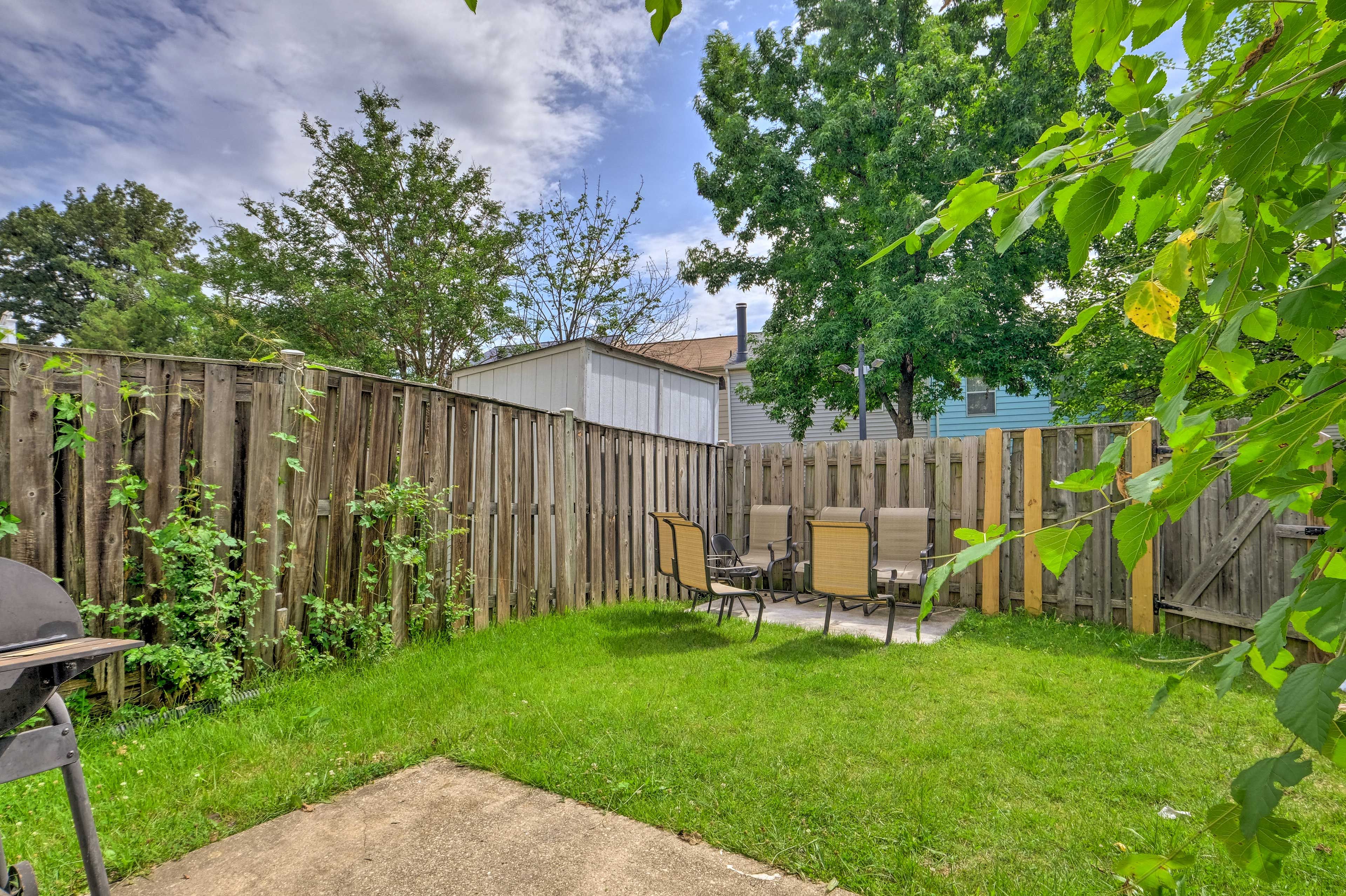 Fenced-In Backyard | 2 Exterior Security Cameras (Facing Out) | Grill