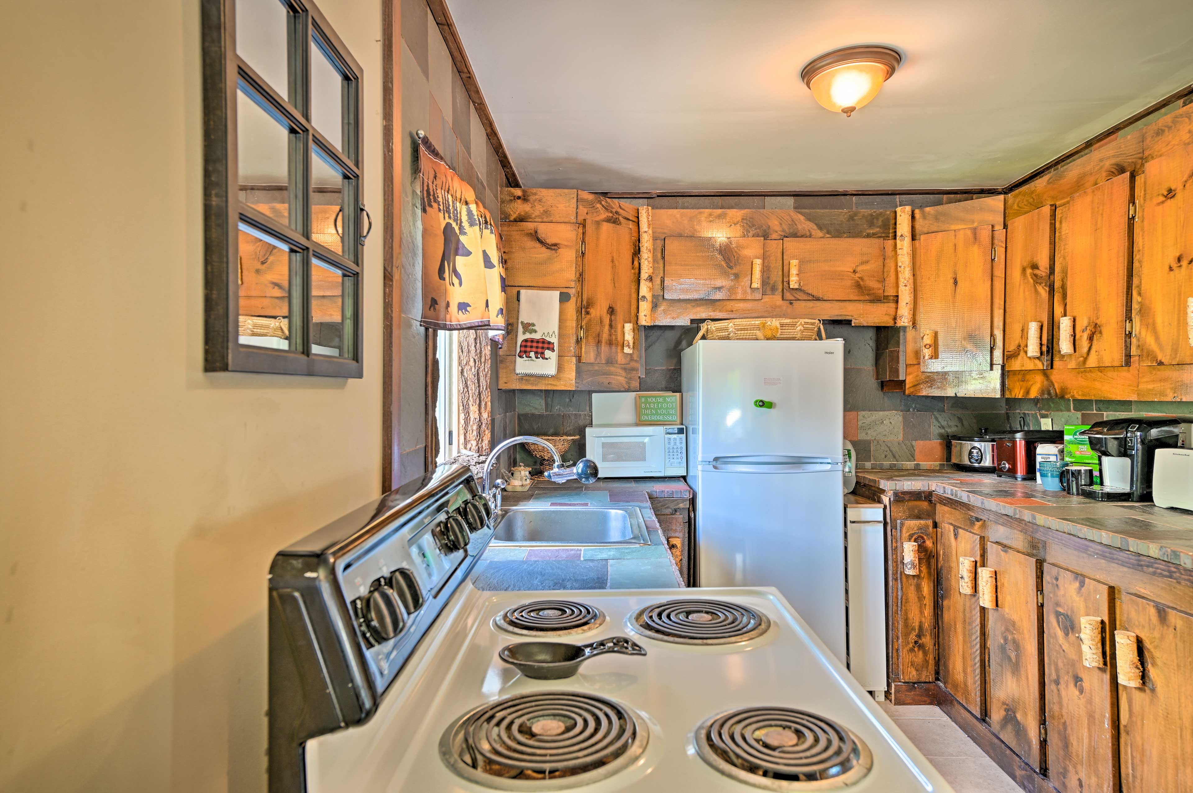 Kitchen | 1st Floor | Dishware & Flatware