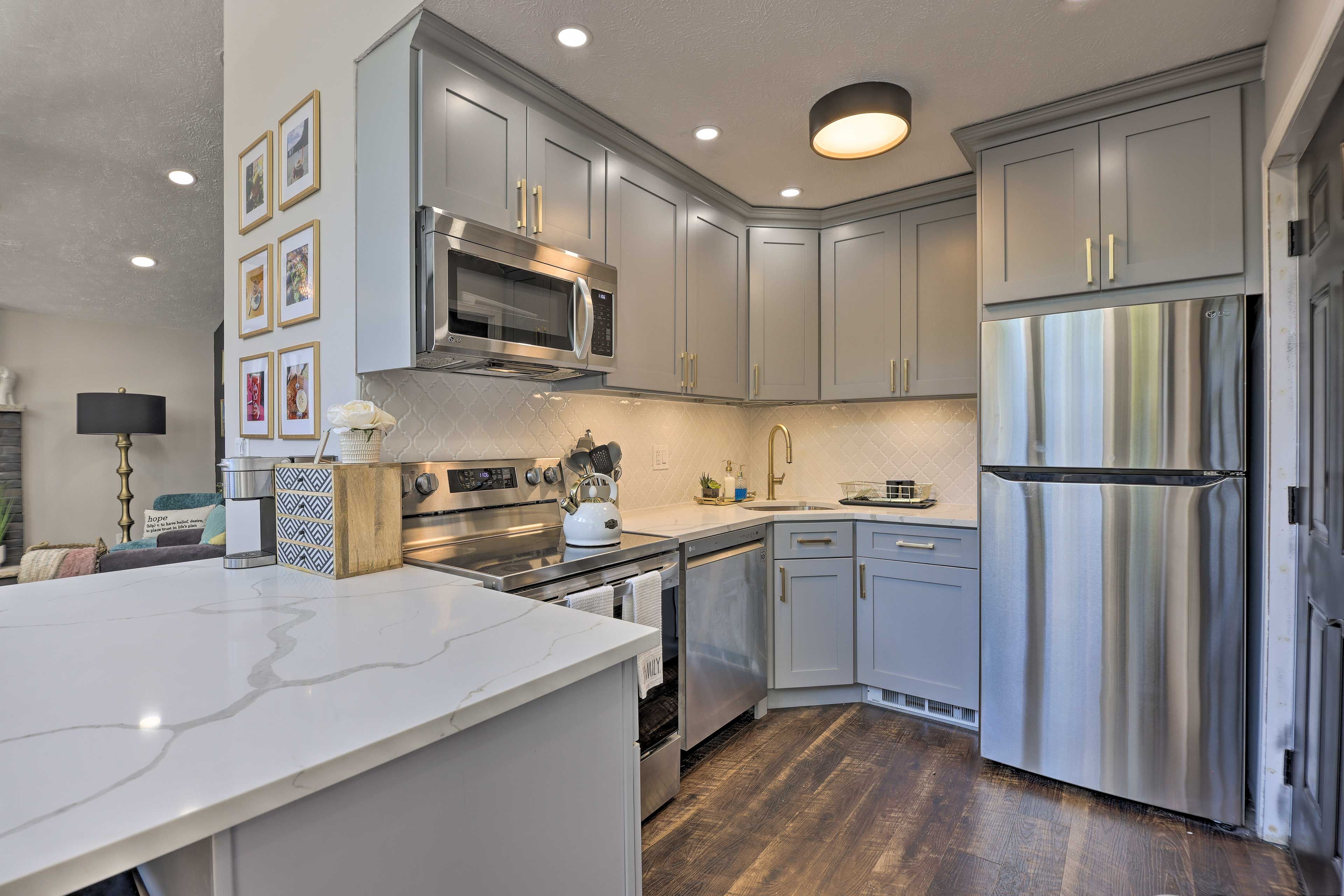 Kitchen | Drip Coffee Maker | Spices | Pots & Pans | Blender | Crockpot