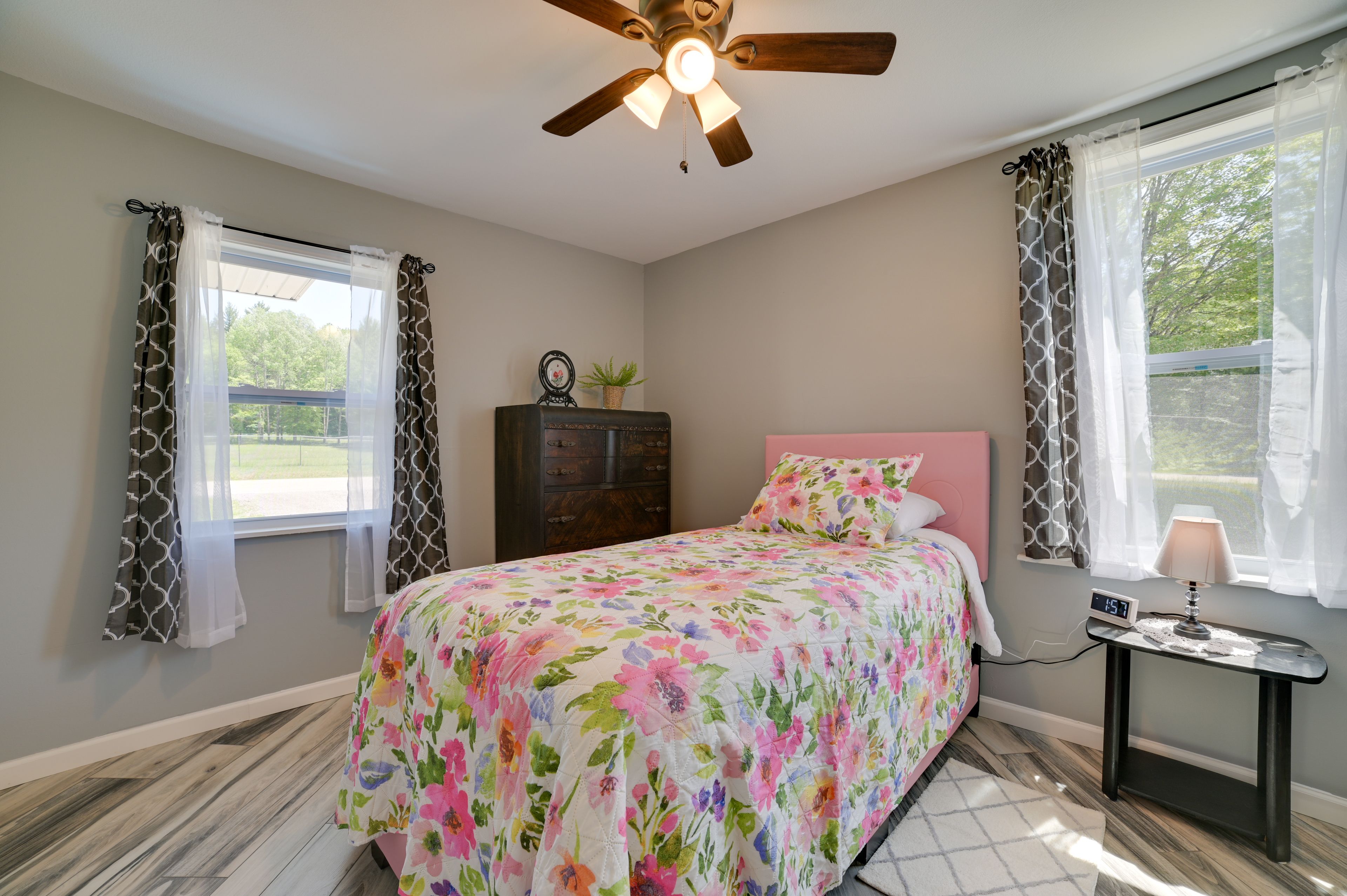 Bedroom 2 | Twin Bed