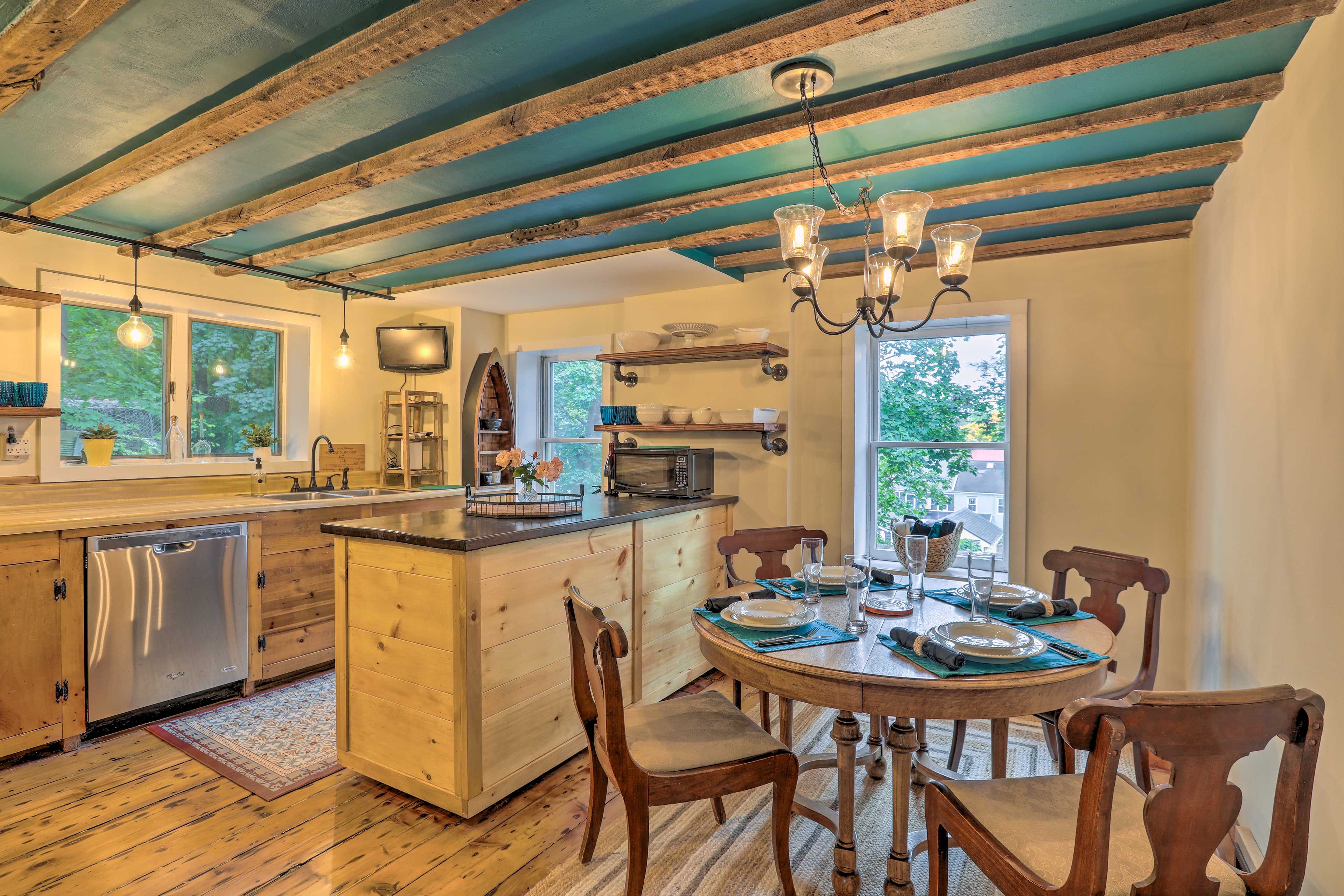 Dining Area | 1st Floor | Full Kitchen | Cooking Basics