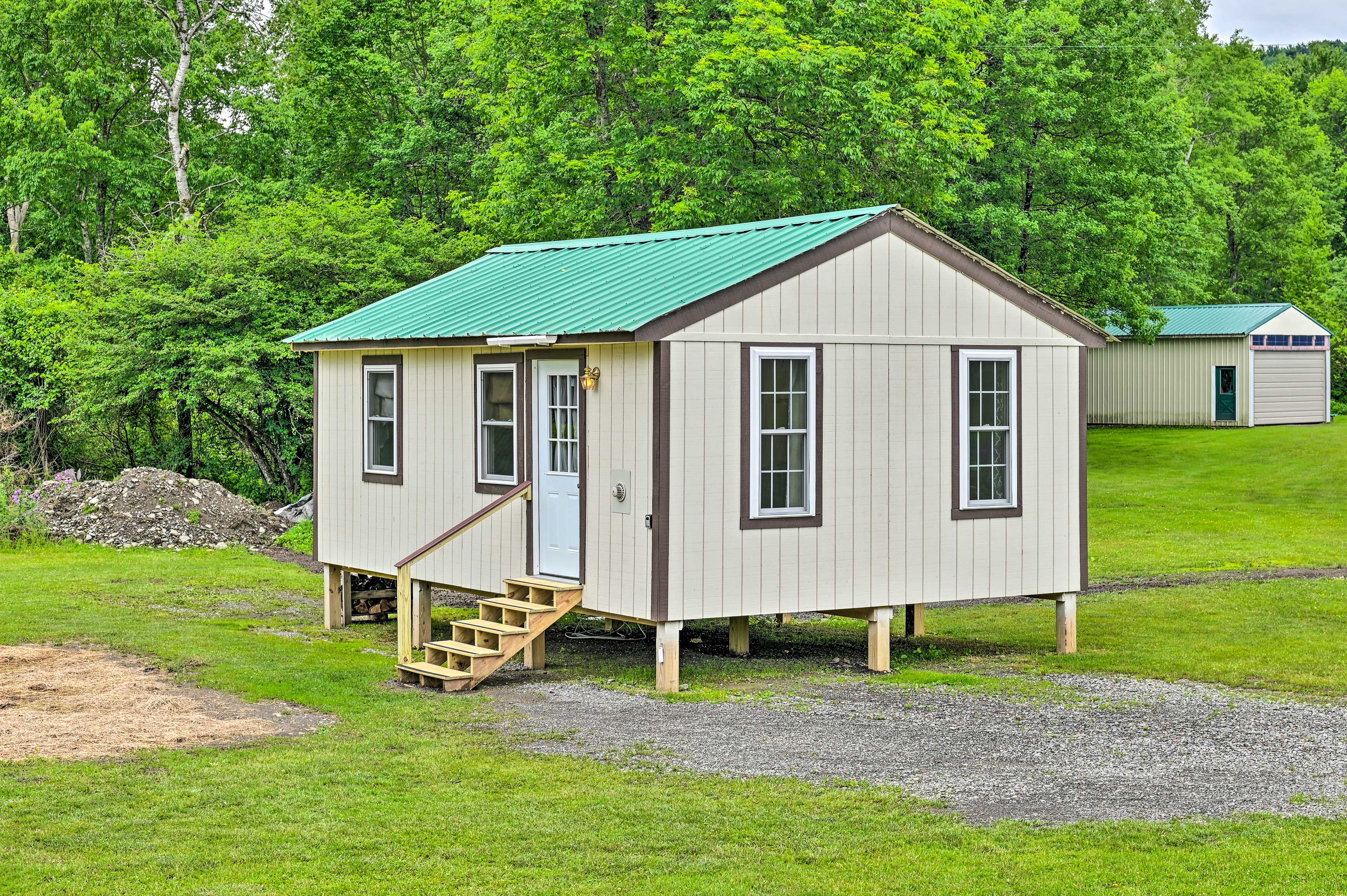 Parking | Driveway (2 Vehicles) | Horse Trailer Parking Available On-Site