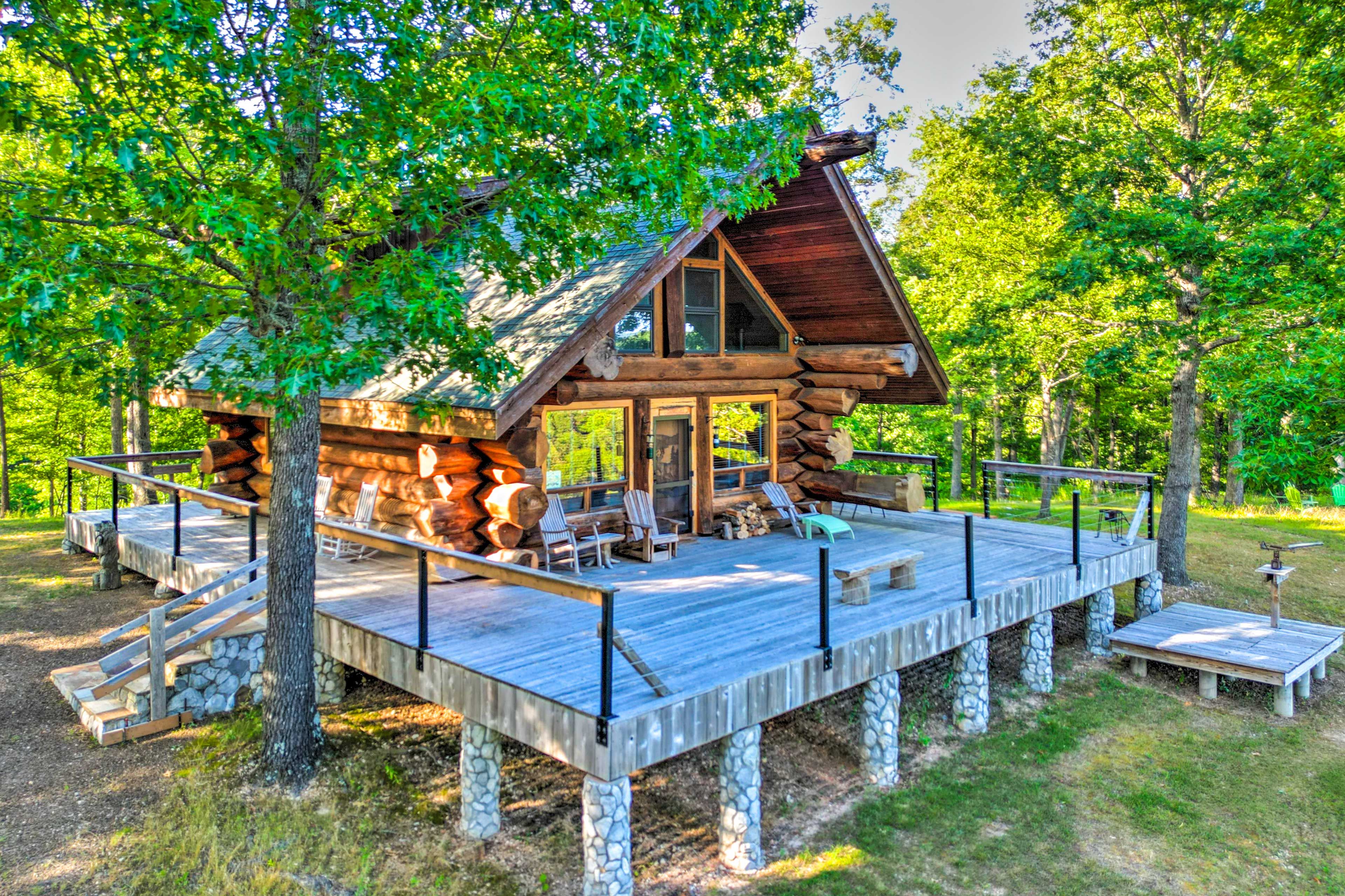 Seligman Vacation Rental | Studio | 1.5BA | Stairs Required for Access