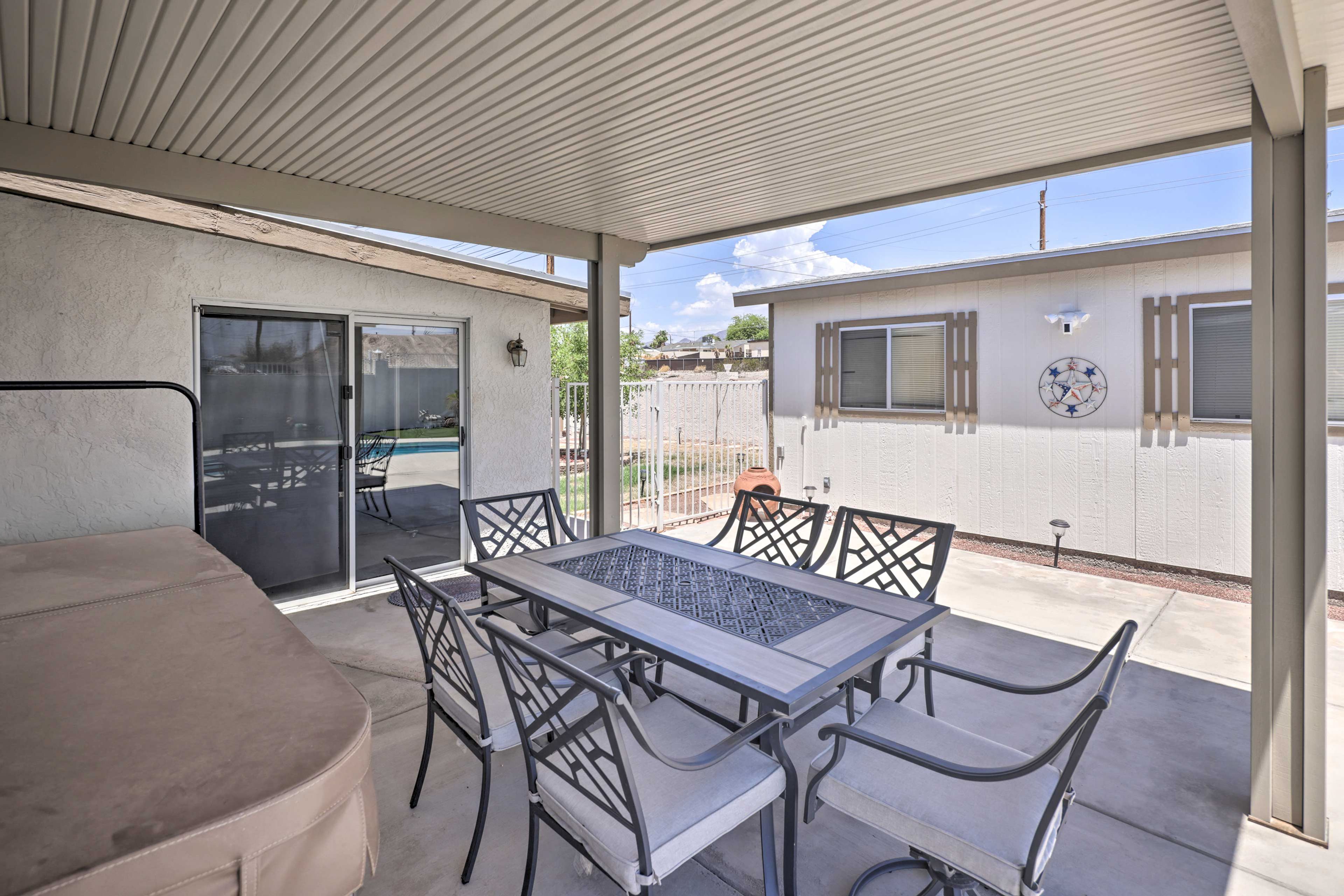 Furnished Patio