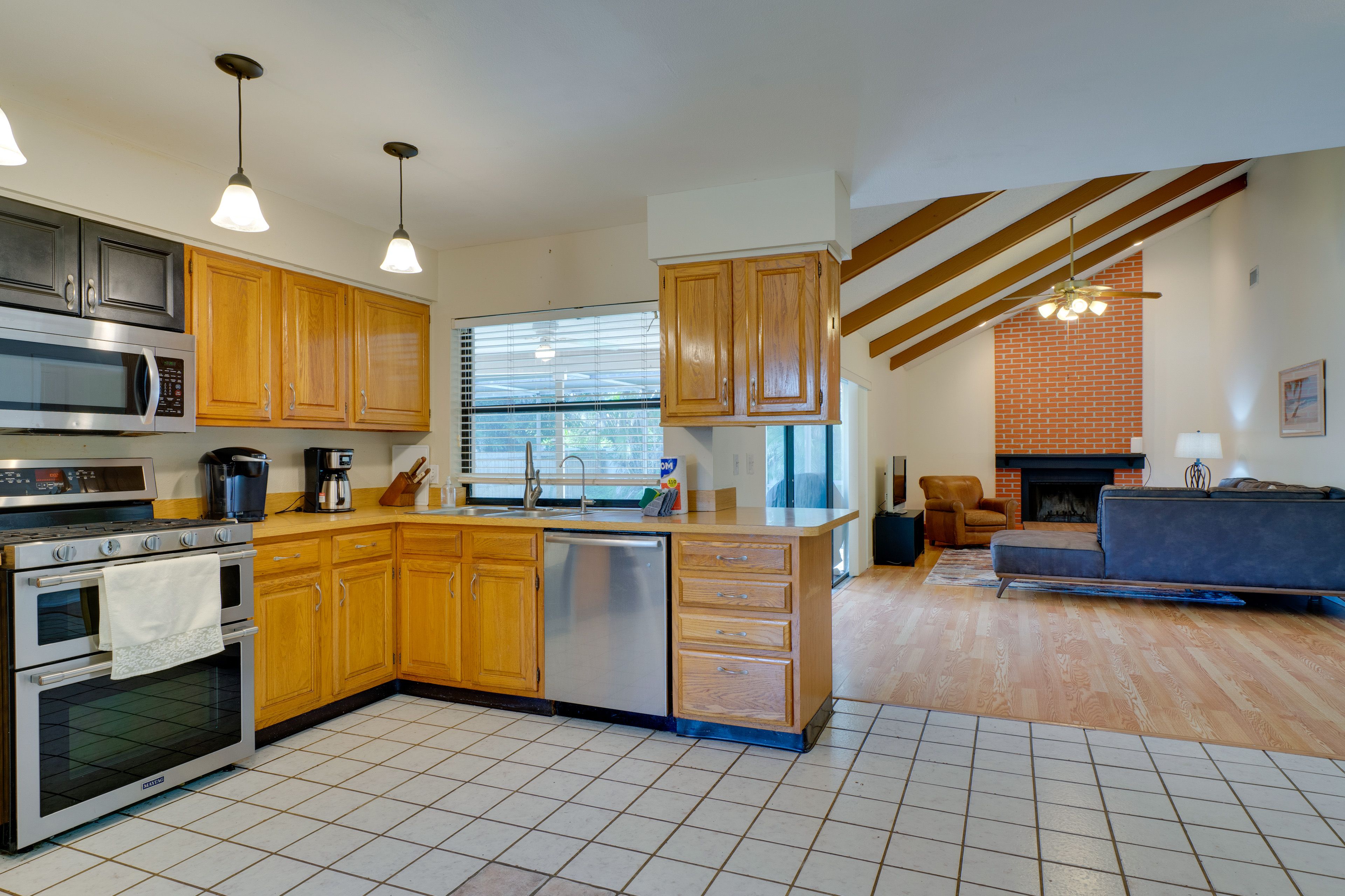 Kitchen | Basic Cooking Essentials | Dishwasher | Keurig & Drip Coffee Makers