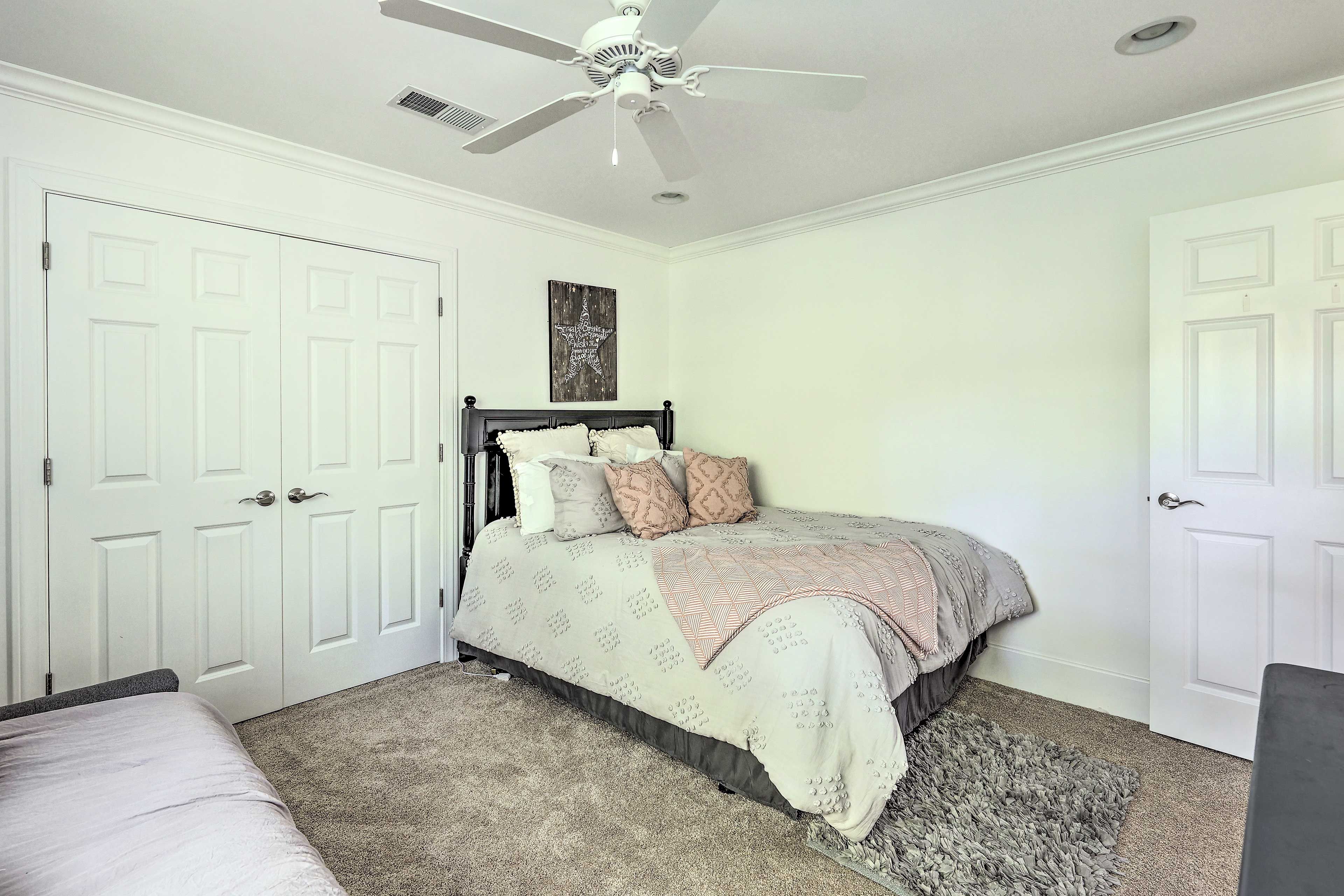 Bedroom 4 | Queen Bed | Twin Daybed | Upper Level