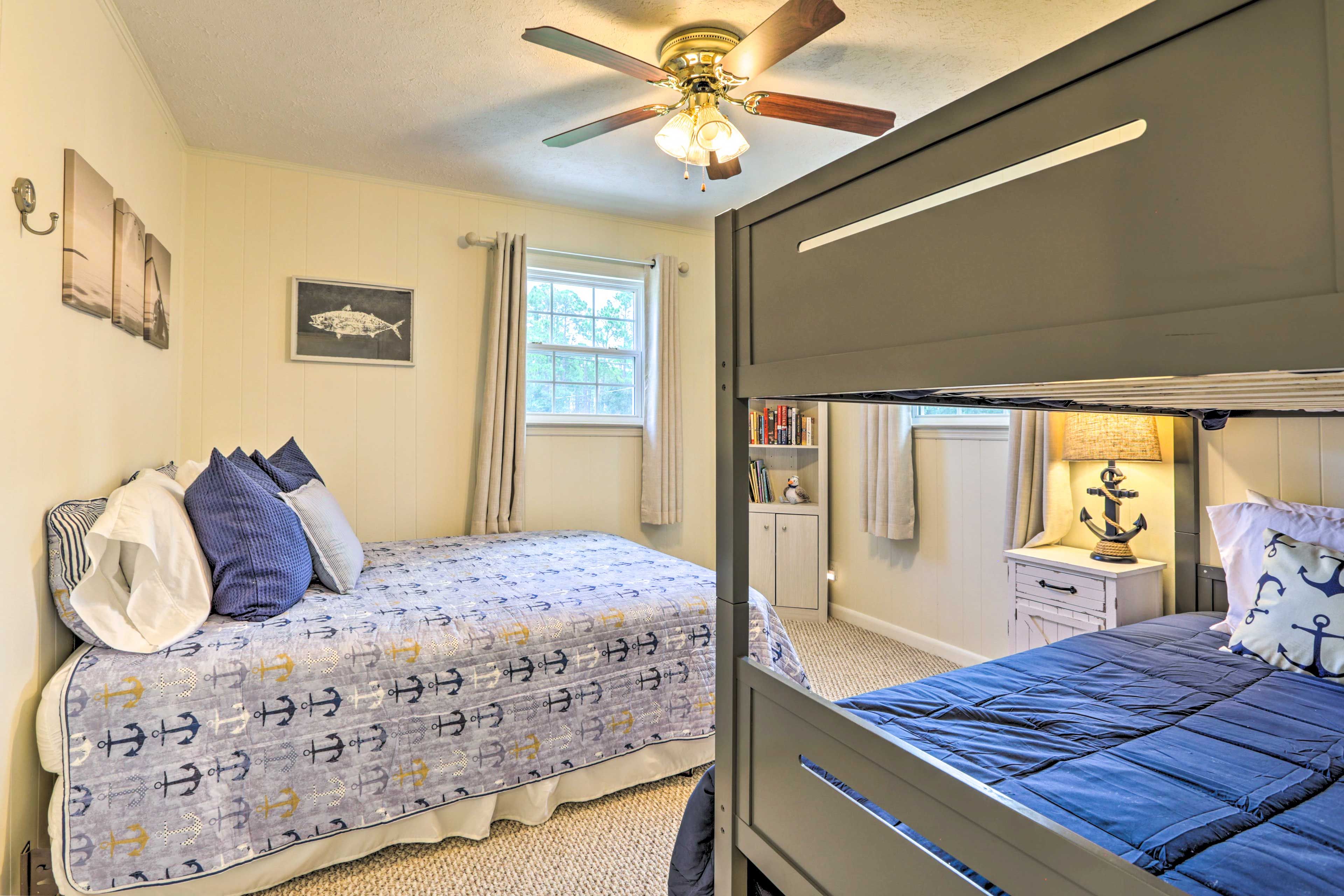 Bedroom 3 | Queen Bed | Twin Bunk Bed